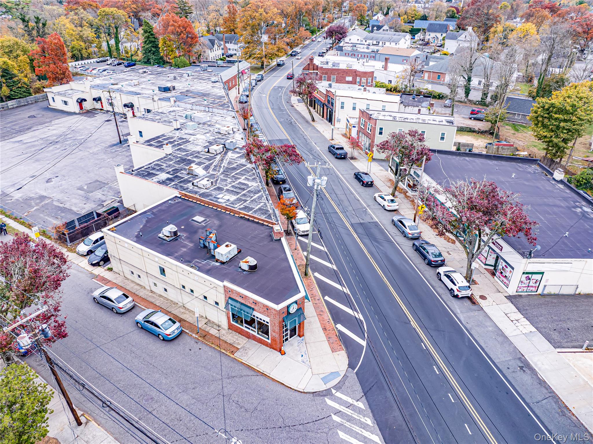 #11 photo, 159 Broadway, Amityville , NY 11701