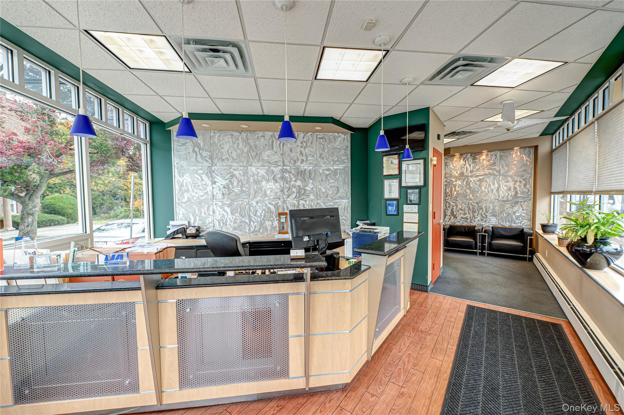 #18 photo, 159 Broadway, Amityville , NY 11701