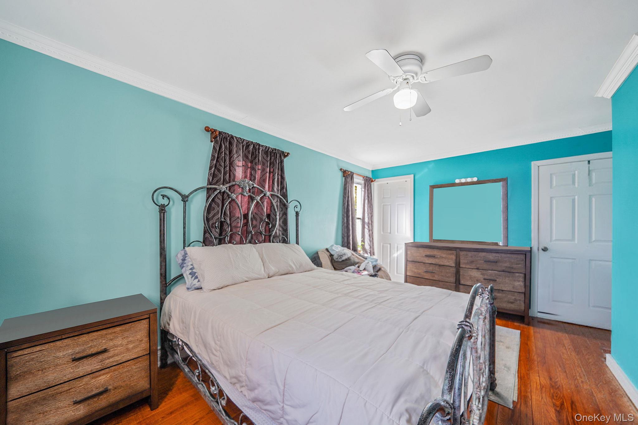 #11 photo, 18832 114th Drive, Saint Albans , NY 11412