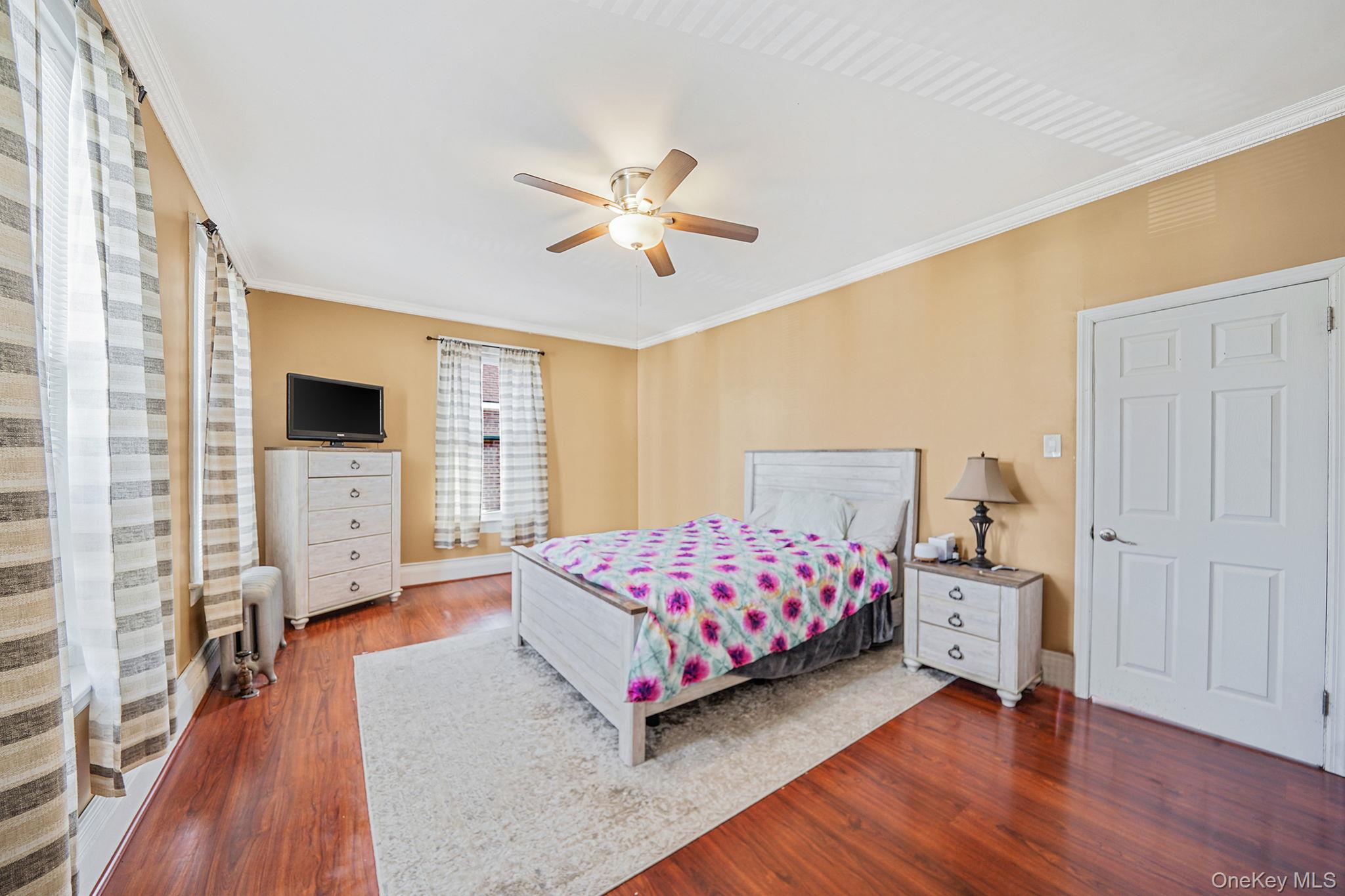 #15 photo, 18832 114th Drive, Saint Albans , NY 11412