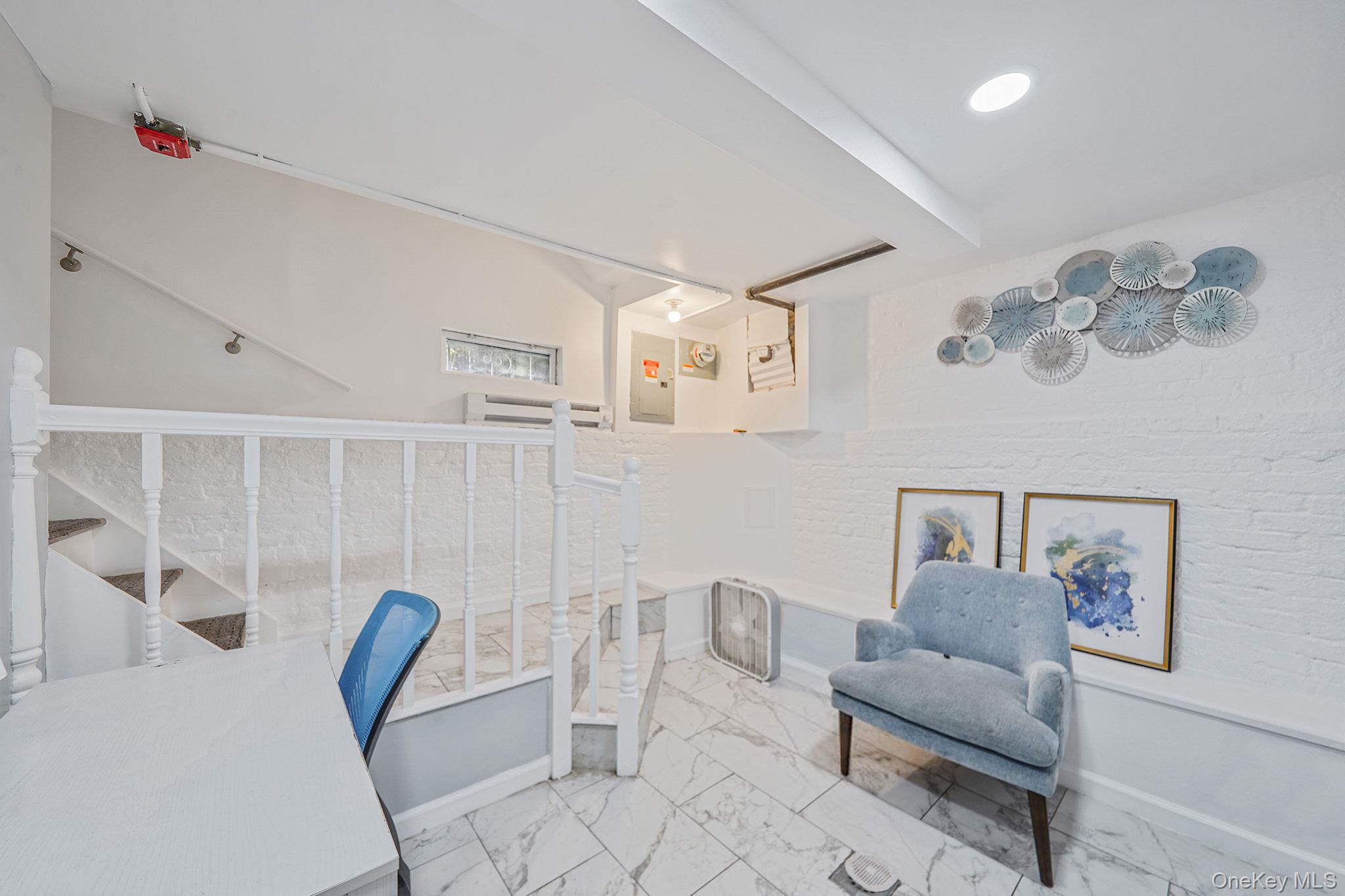 #19 photo, 18832 114th Drive, Saint Albans , NY 11412