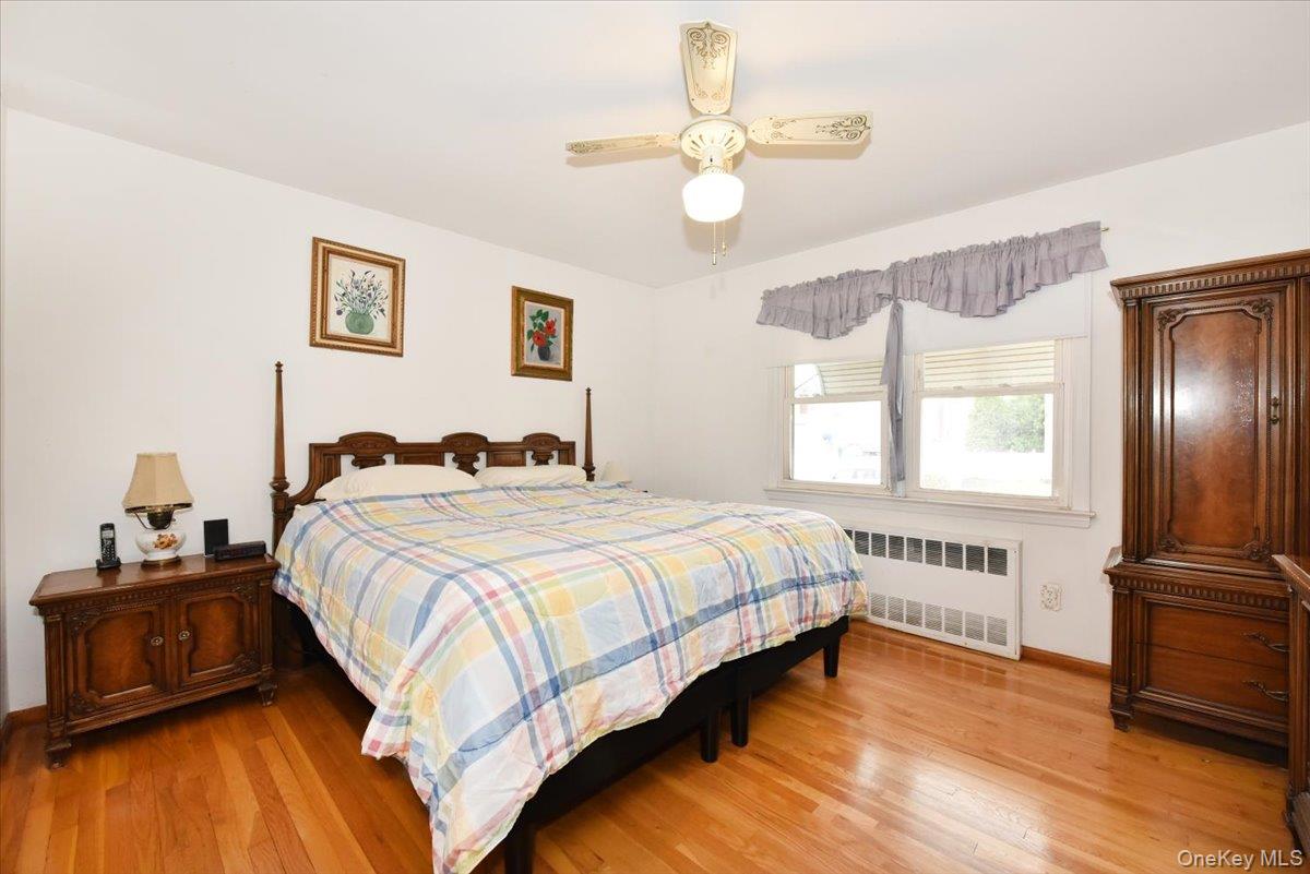 #8 photo, 2203 Washington Street, Merrick , NY 11566