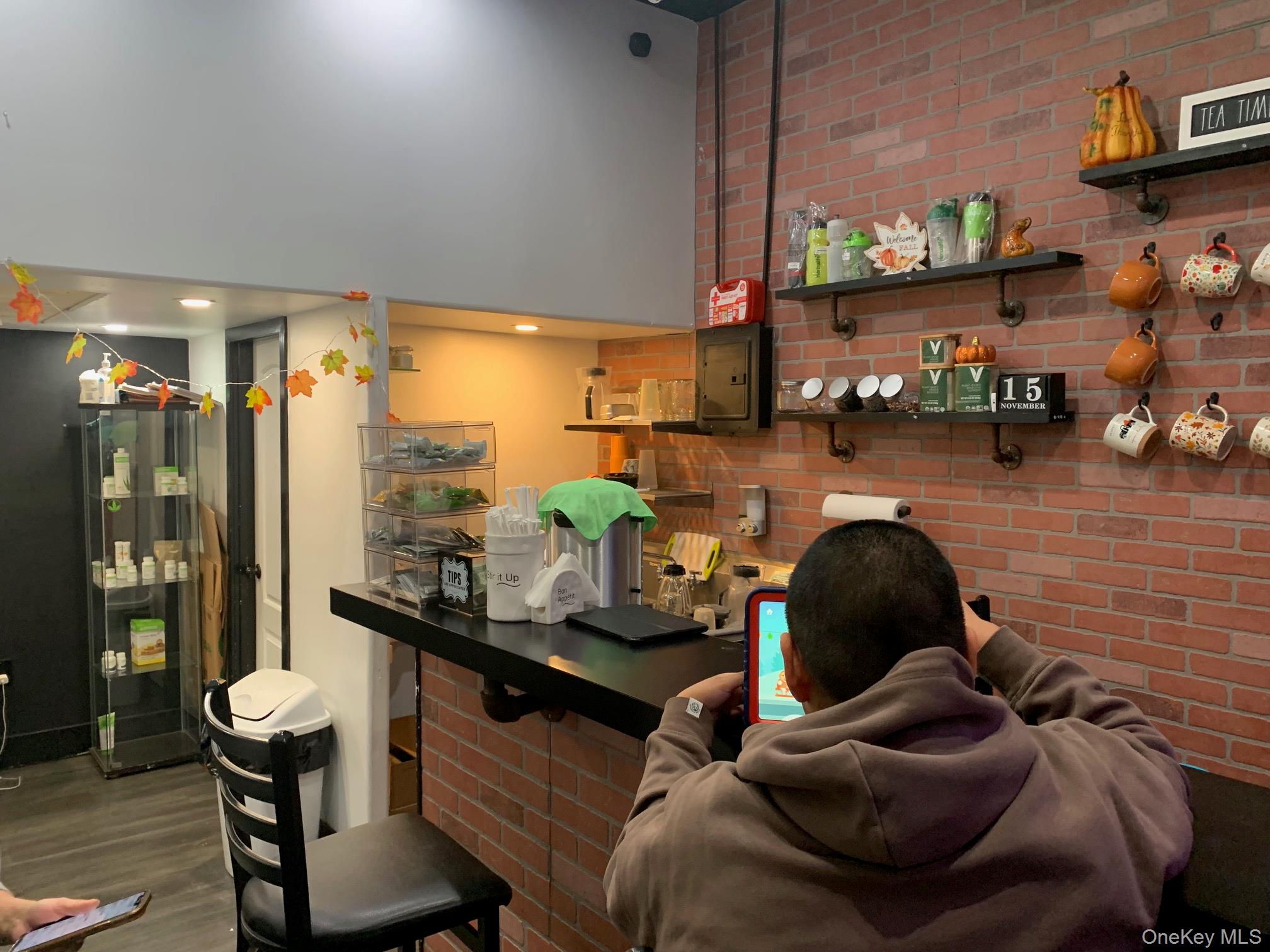 #5 photo, 3924 108th Street, Corona , NY 11368