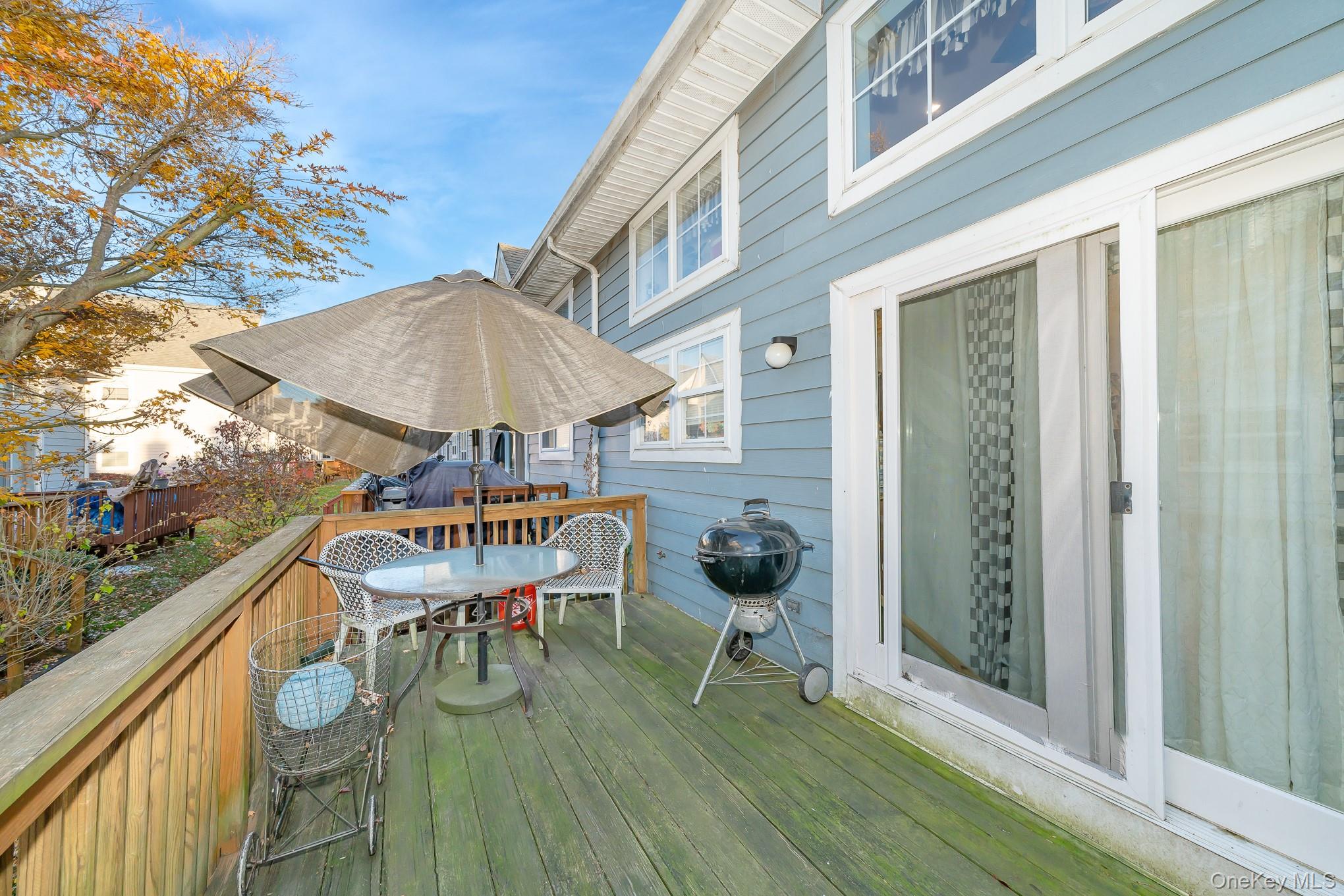 #6 photo, 5 Northwood Boulevard, سوفولك Central Islip , NY 11722