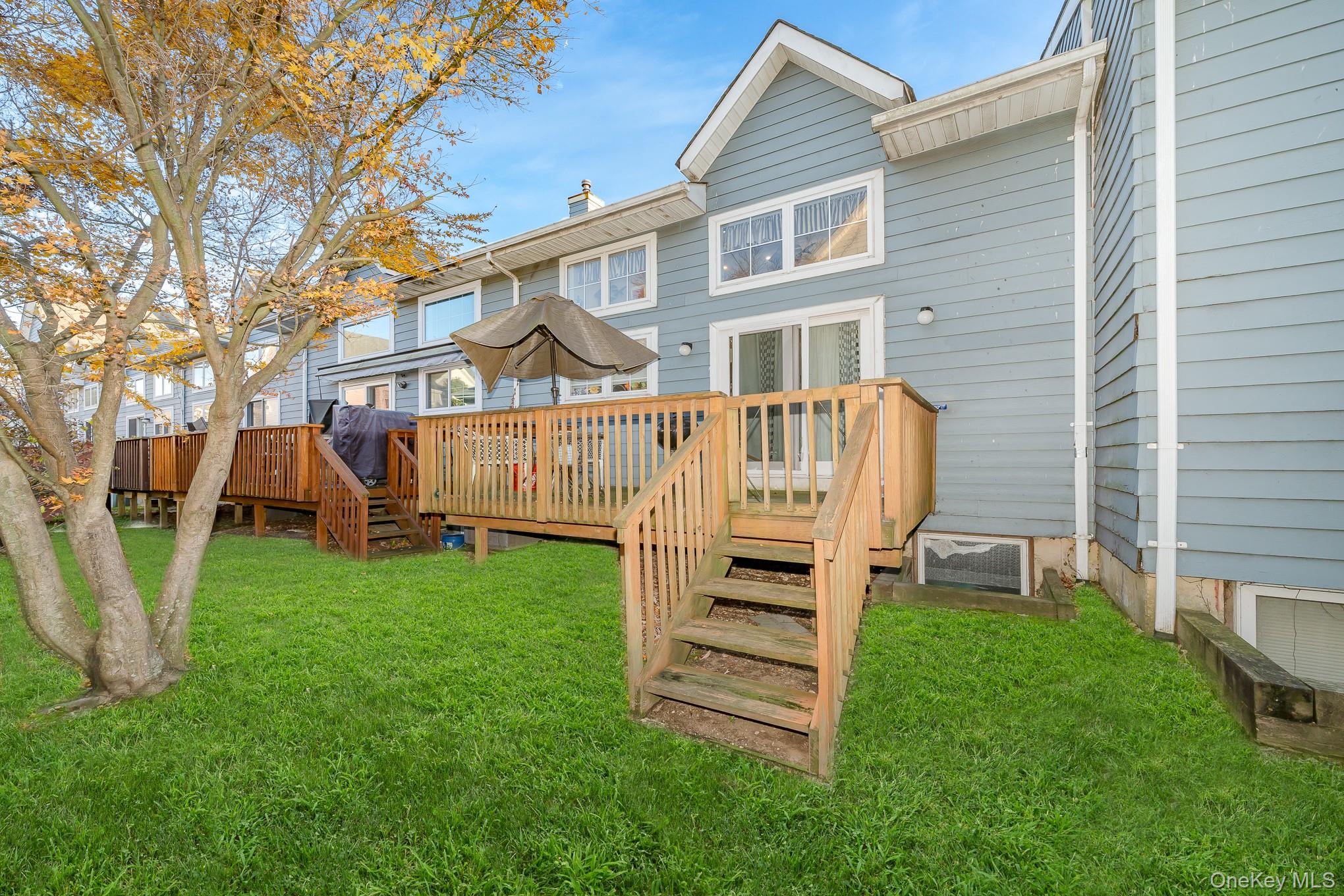 #7 photo, 5 Northwood Boulevard, سوفولك Central Islip , NY 11722