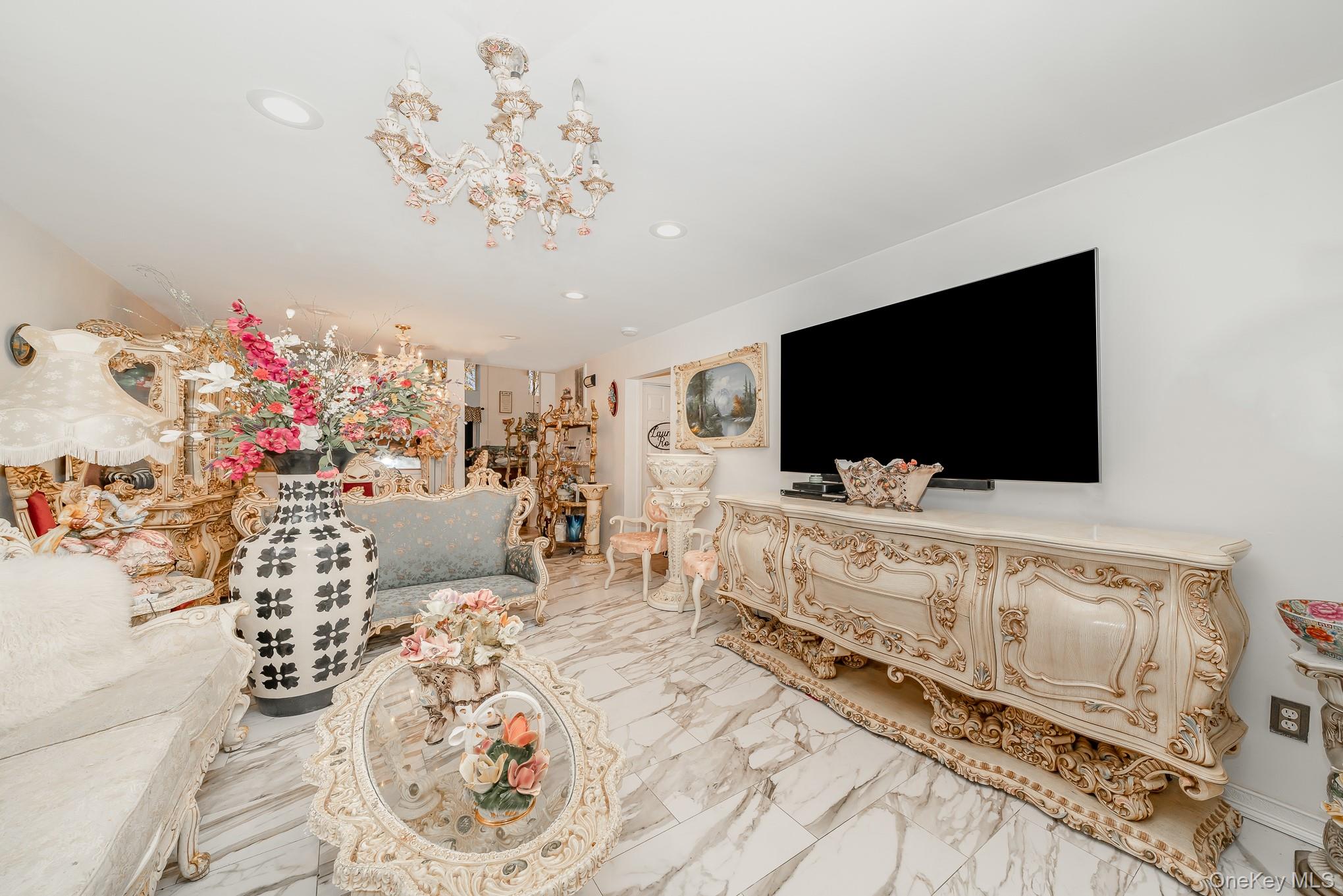 #8 photo, 5 Northwood Boulevard, سوفولك Central Islip , NY 11722