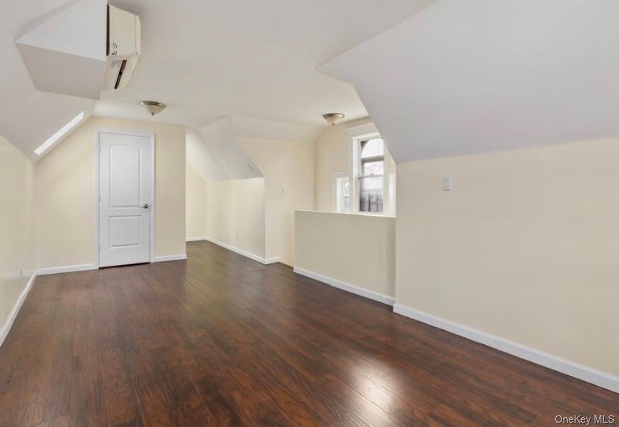 #18 photo, 153-12 122nd Avenue, Jamaica , NY 11434