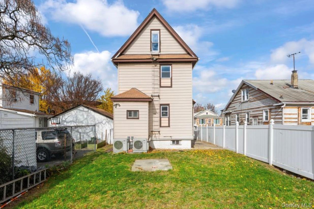 #3 photo, 153-12 122nd Avenue, Jamaica , NY 11434