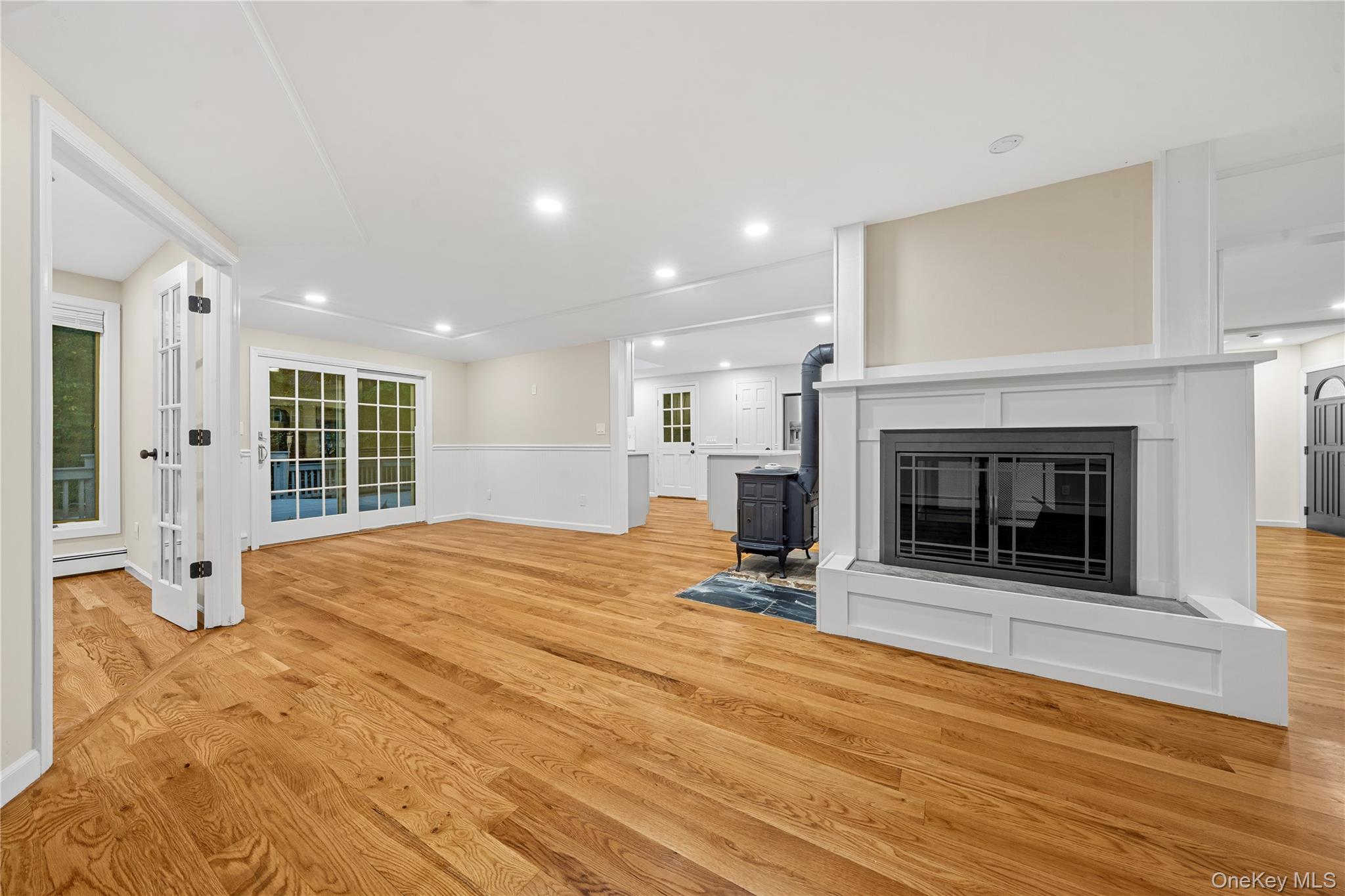 #8 photo, 57 Eastwood Road, サフォーク郡 Miller Place , NY 11764