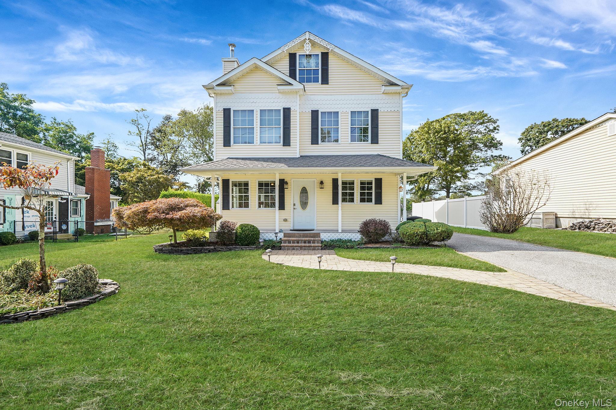 #1 photo, 12 Maple Avenue, East Patchogue , NY 11772