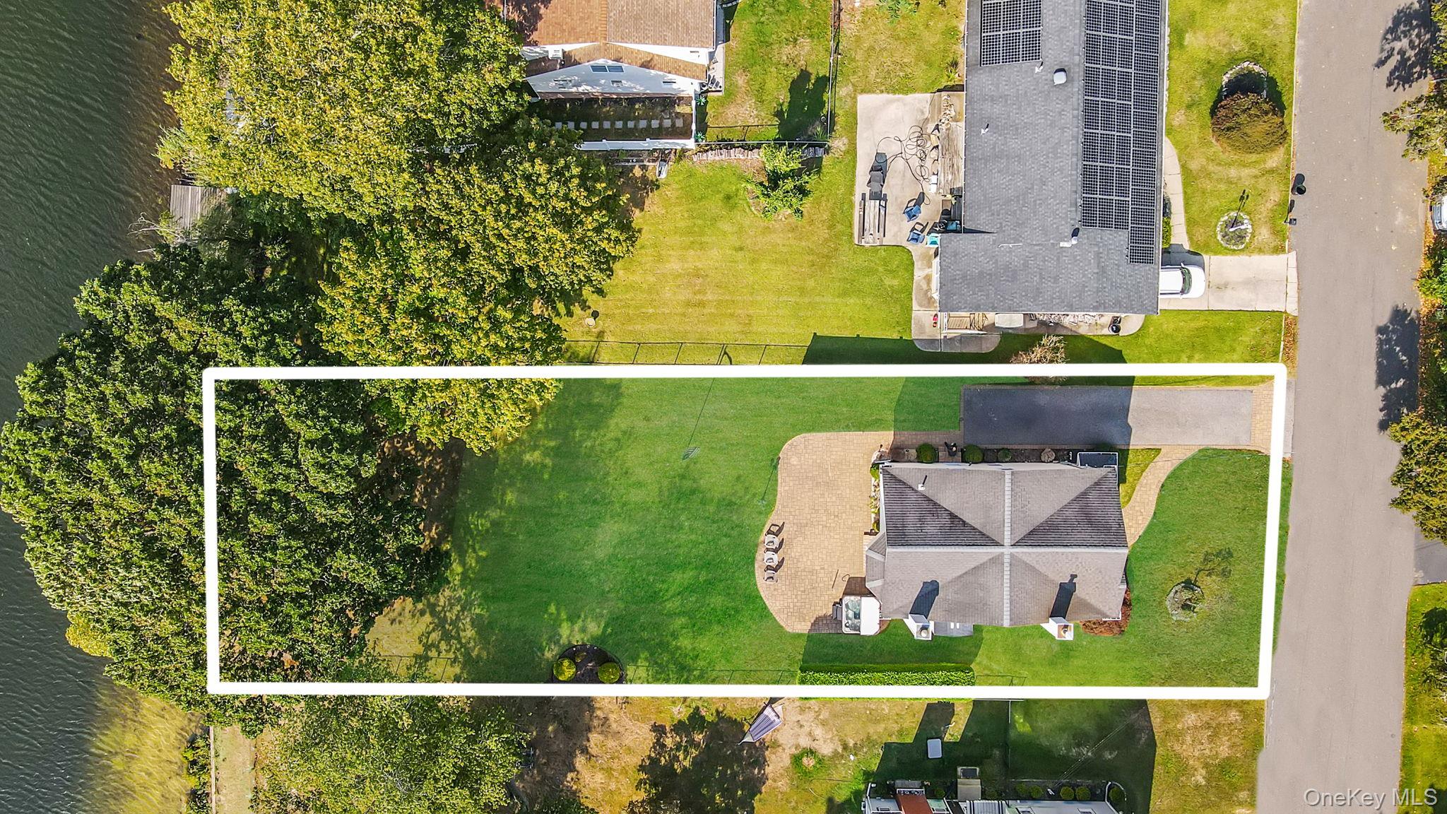 #19 photo, 12 Maple Avenue, East Patchogue , NY 11772