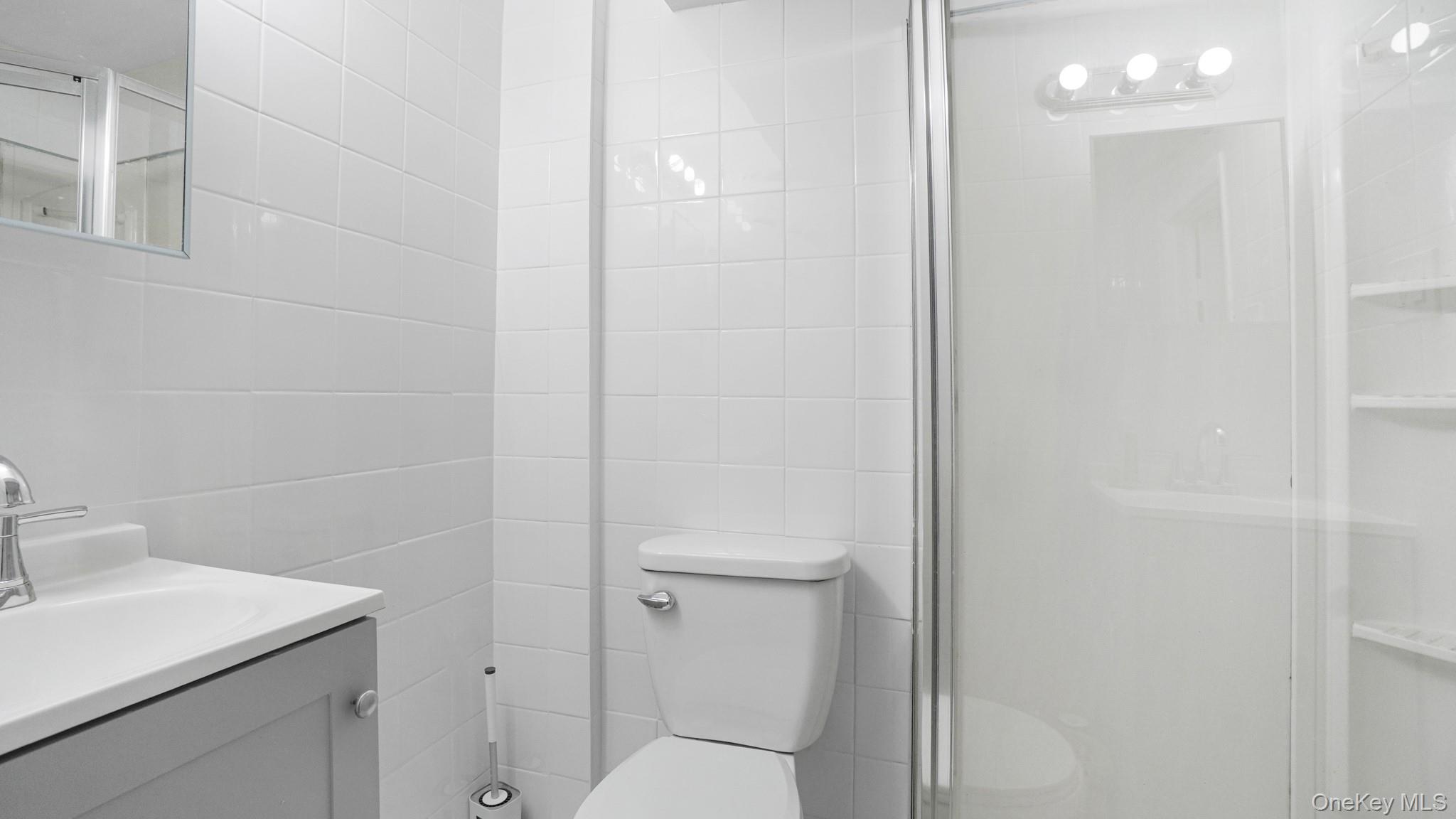 #19 photo, 217-34 Hempstead Avenue, Queens Village , NY 11429