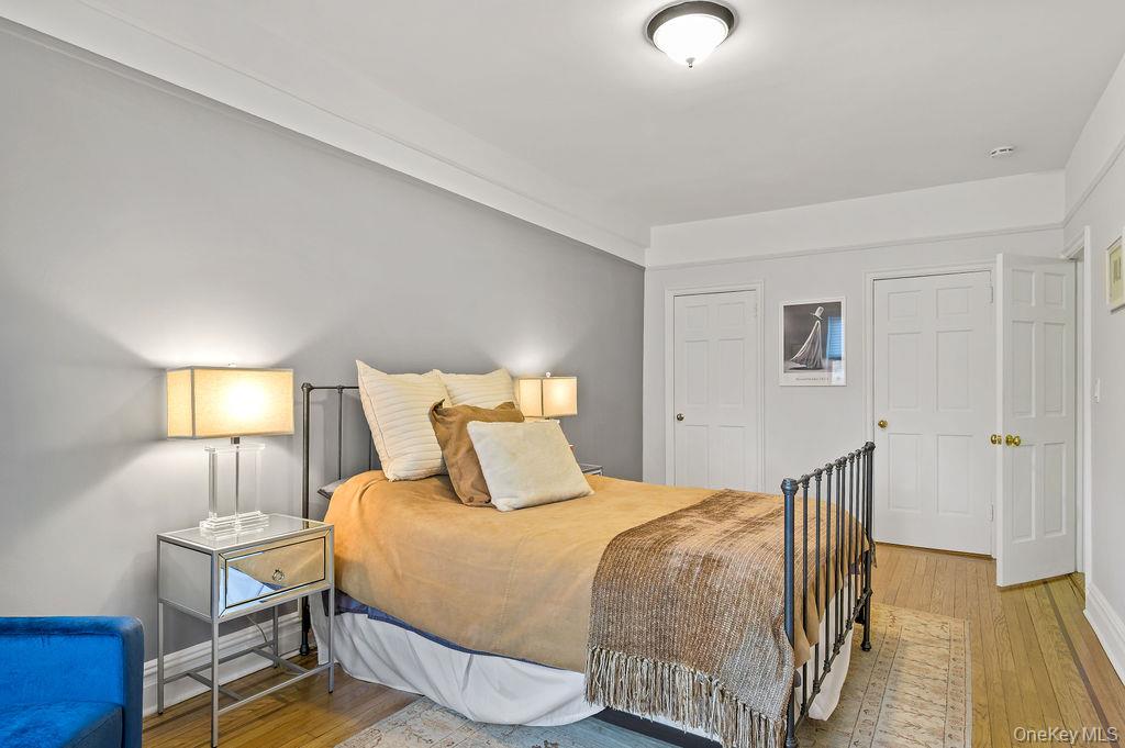 #20 photo, 43 Calton Road, New Rochelle , NY 10804