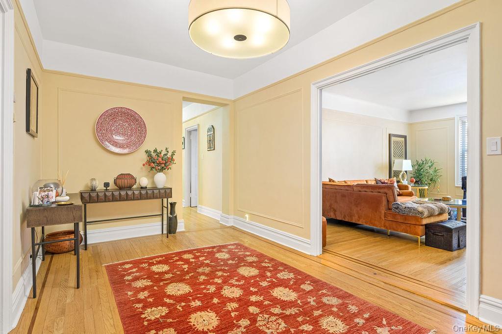 #6 photo, 43 Calton Road, New Rochelle , NY 10804