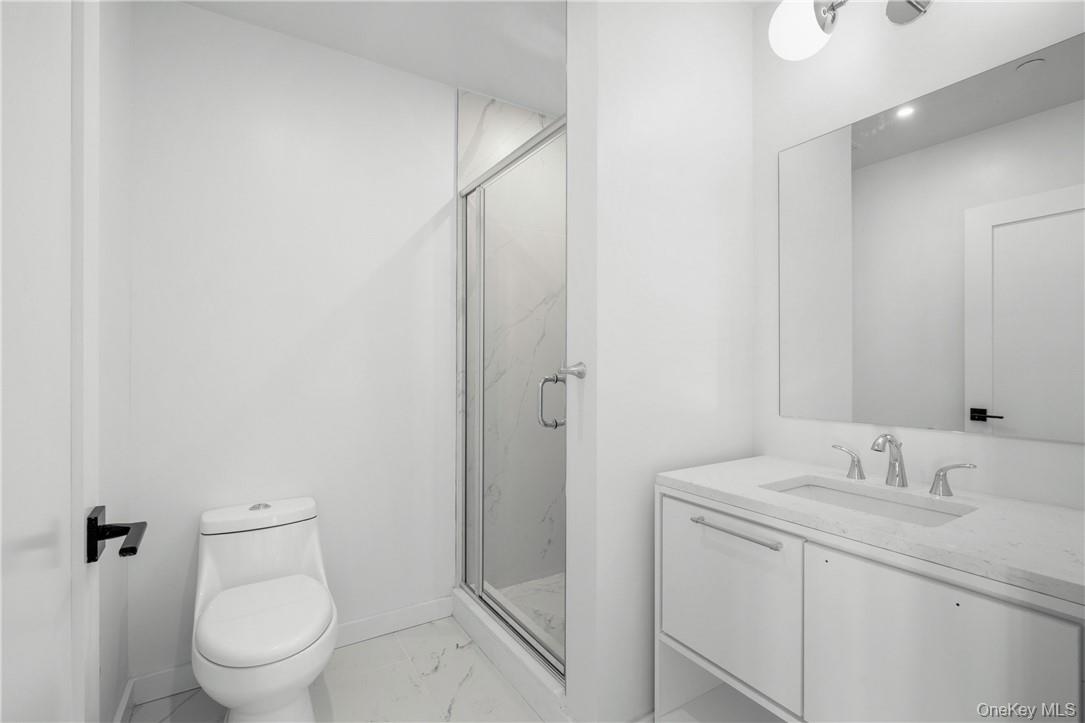 #17 photo, 139 Fifth Avenue, Pelham , NY 10803