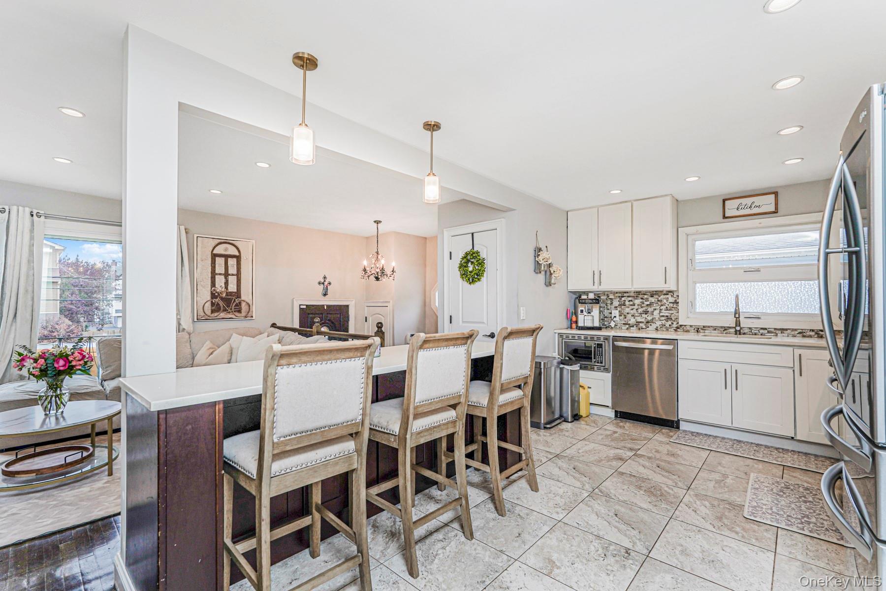 #10 photo, 28 Drumgoole Road, Staten Island , NY 10312