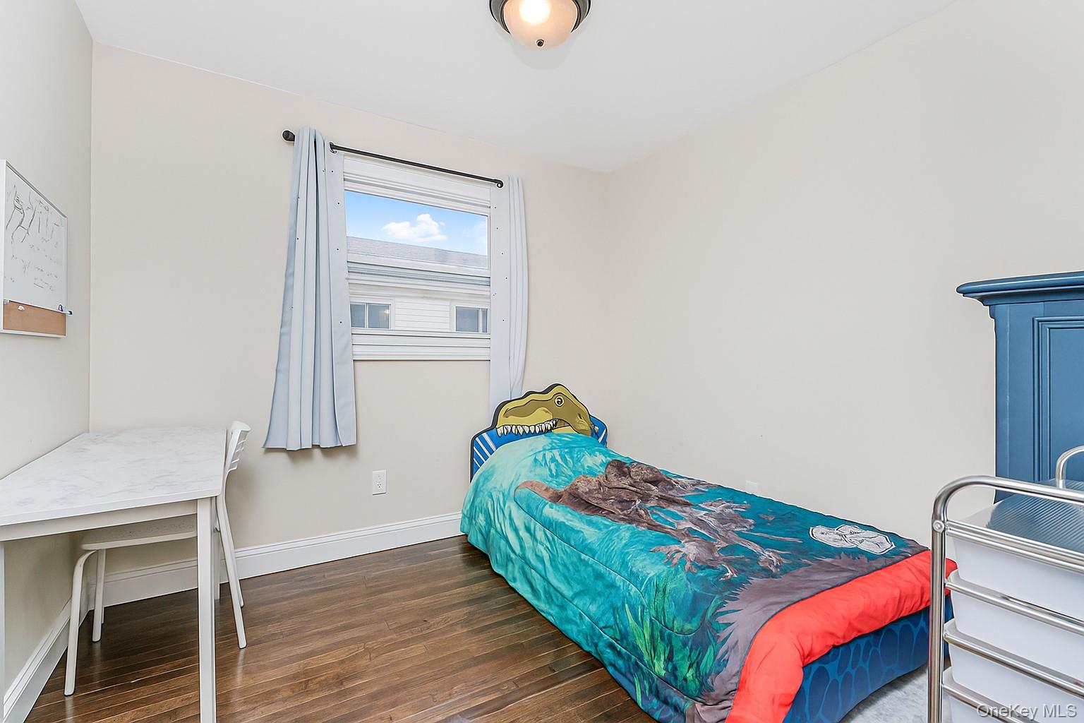 #16 photo, 28 Drumgoole Road, Staten Island , NY 10312