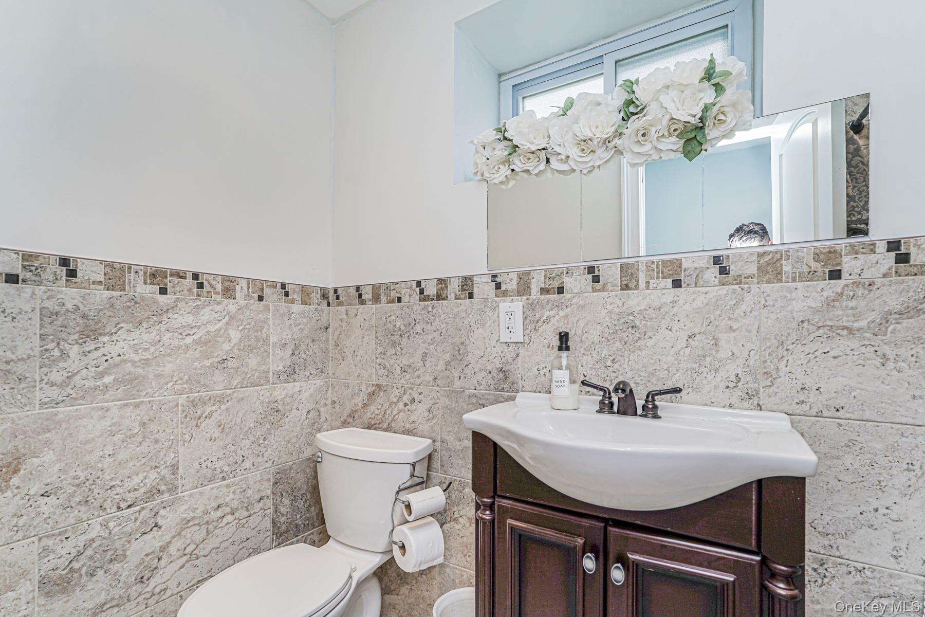 #18 photo, 28 Drumgoole Road, Staten Island , NY 10312