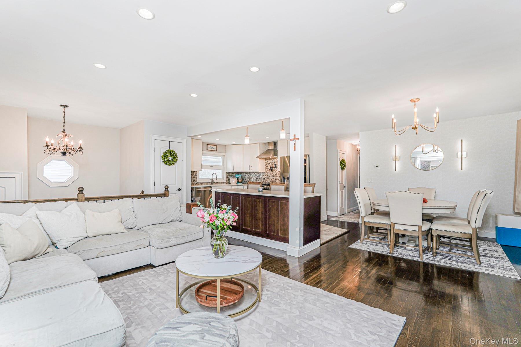 #5 photo, 28 Drumgoole Road, Staten Island , NY 10312