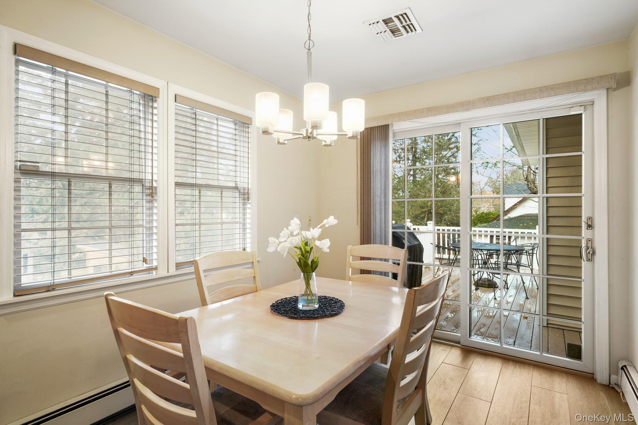 #19 photo, 136 Edgewood Avenue, Thornwood , NY 10594