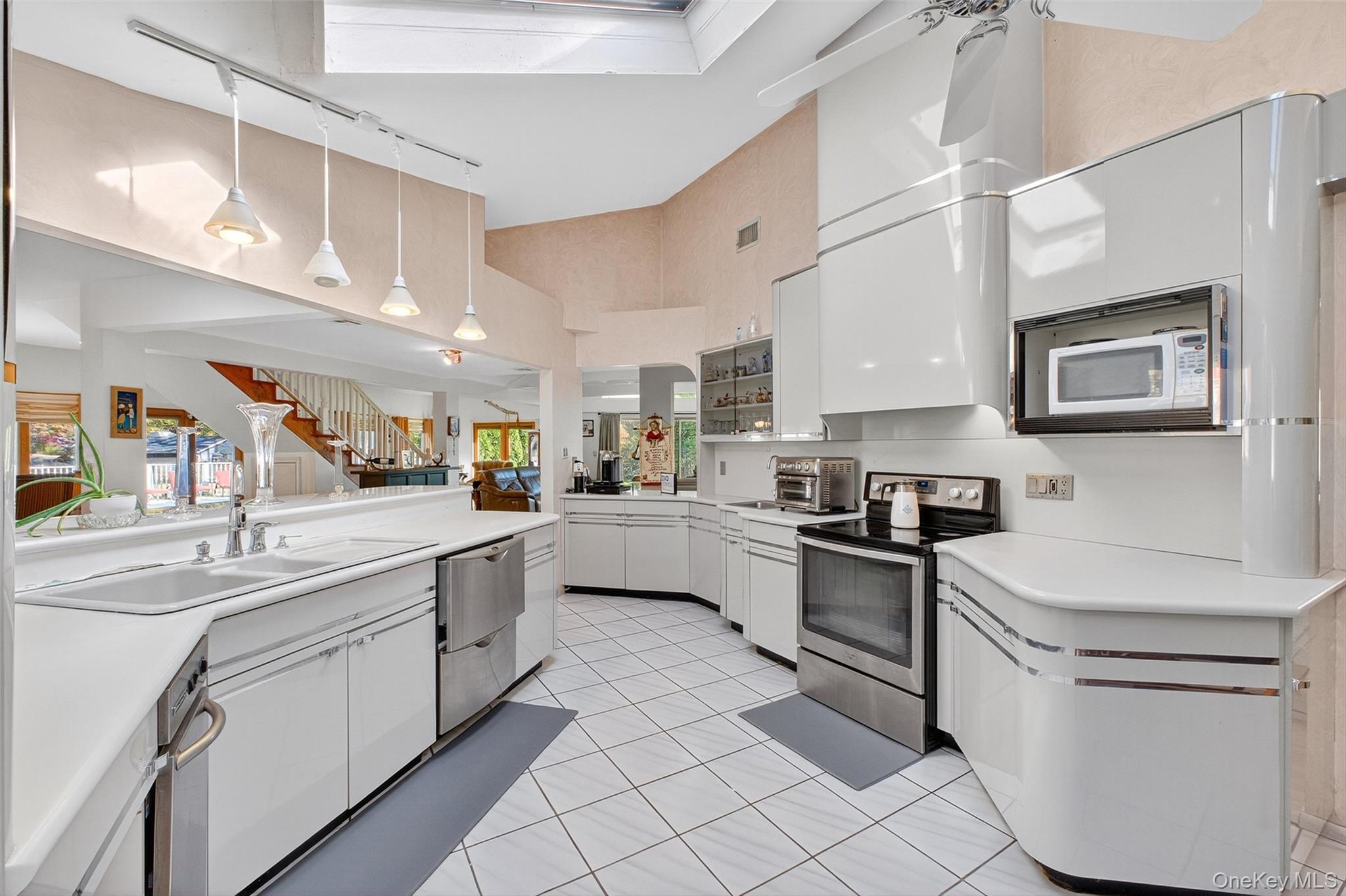 #11 photo, 10 Sunrise Drive, Putnam Valley , NY 10579