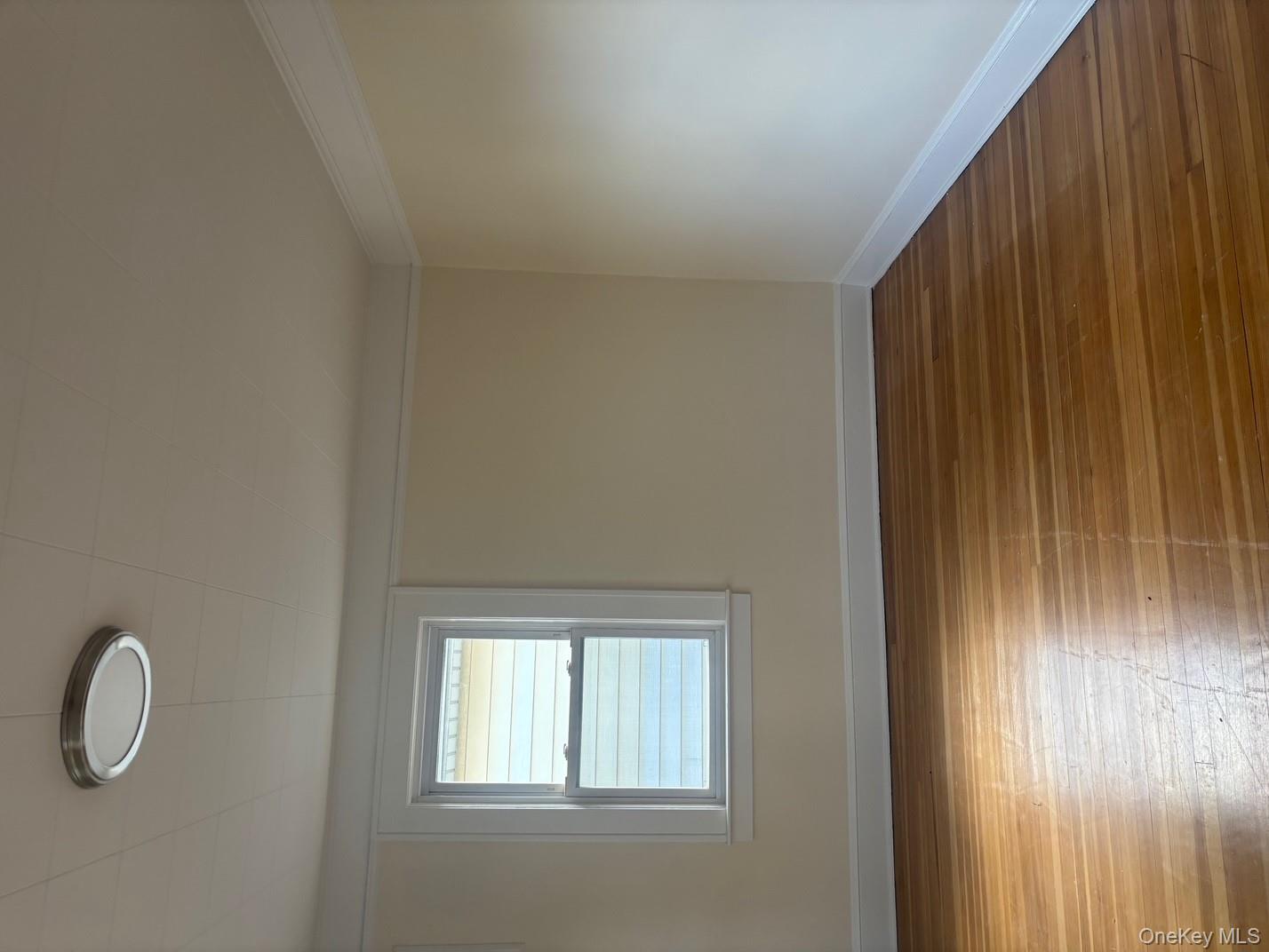 #1 photo, 15 Miller Street, ناسو Glen Cove , NY 11542