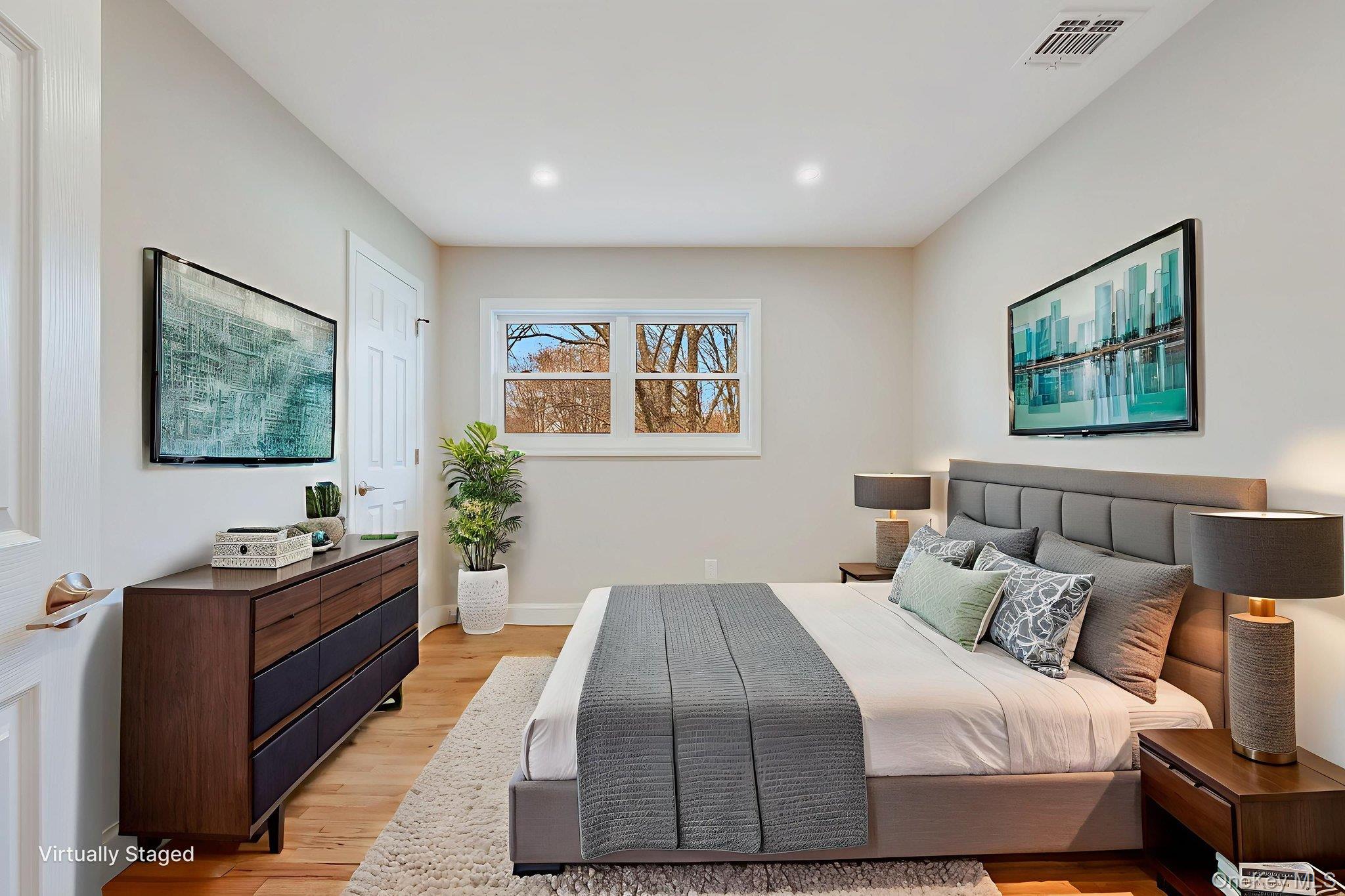 #15 photo, 56 Camille Lane, サフォーク郡 East Patchogue , NY 11772