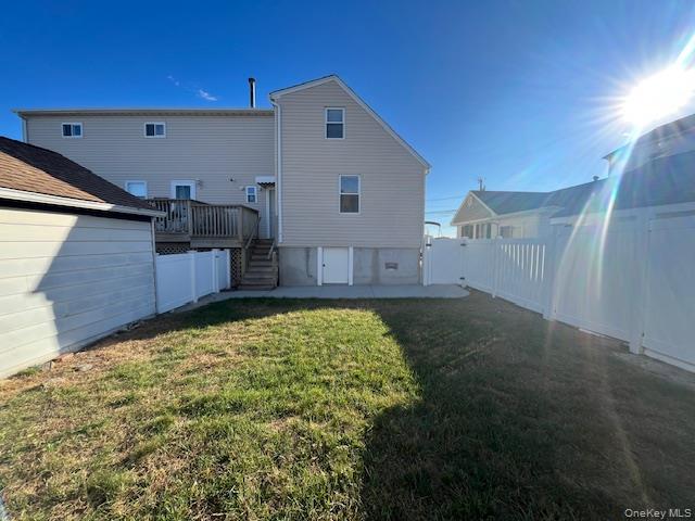 #11 photo, 15 Lee Place, Amityville , NY 11701