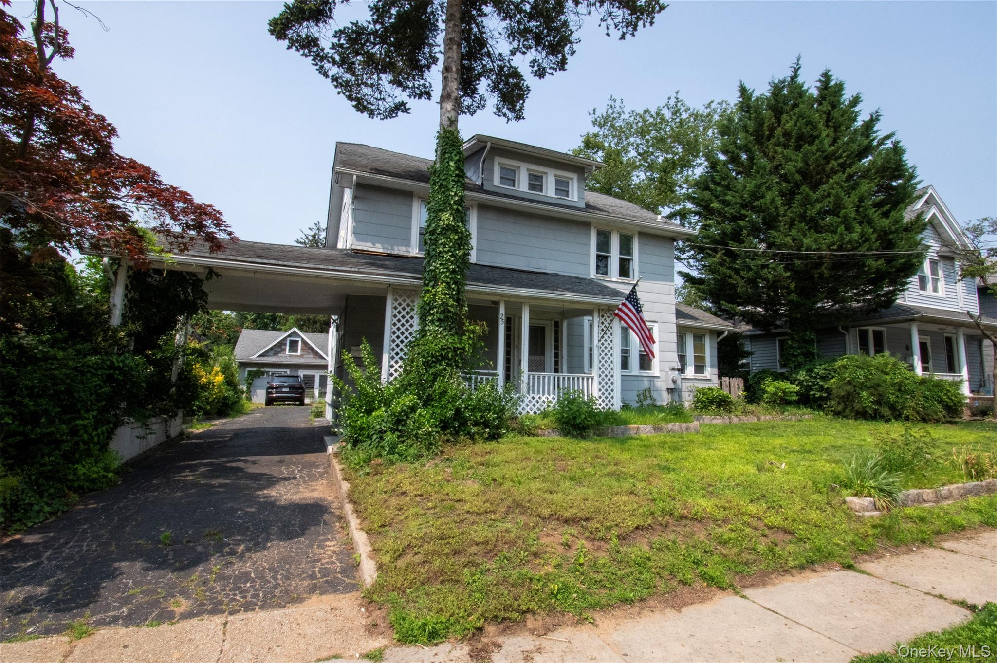 #1 photo, 25 Hillside Avenue, Rockville Centre , NY 11570