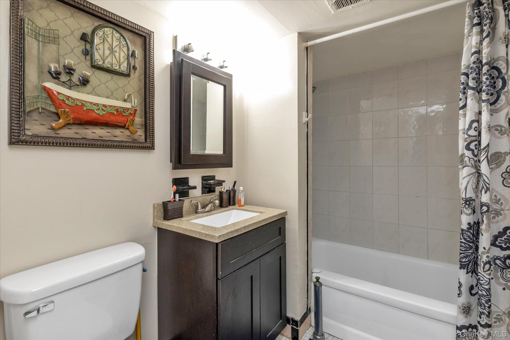 #20 photo, 2301 Camp Road, Far Rockaway , NY 11691