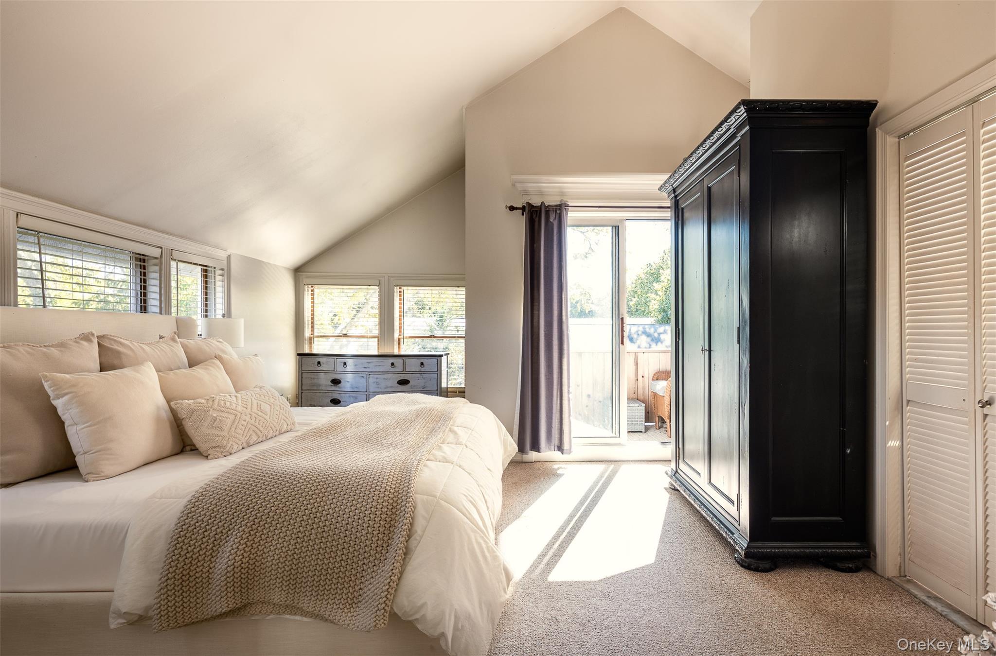 #12 photo, 428 Montauk Highway, East Moriches , NY 11940