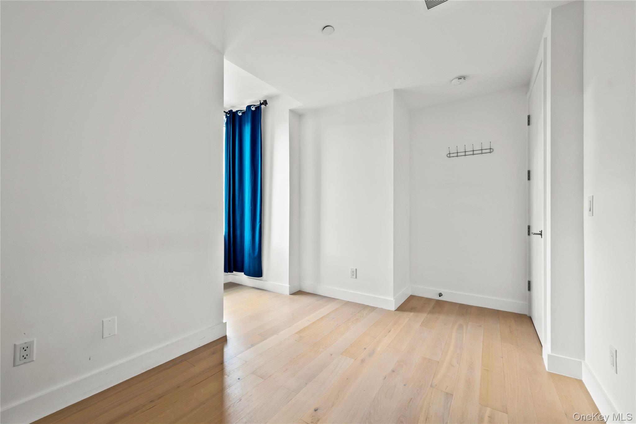 #3 photo, 13618 Maple Avenue, Flushing , NY 11355