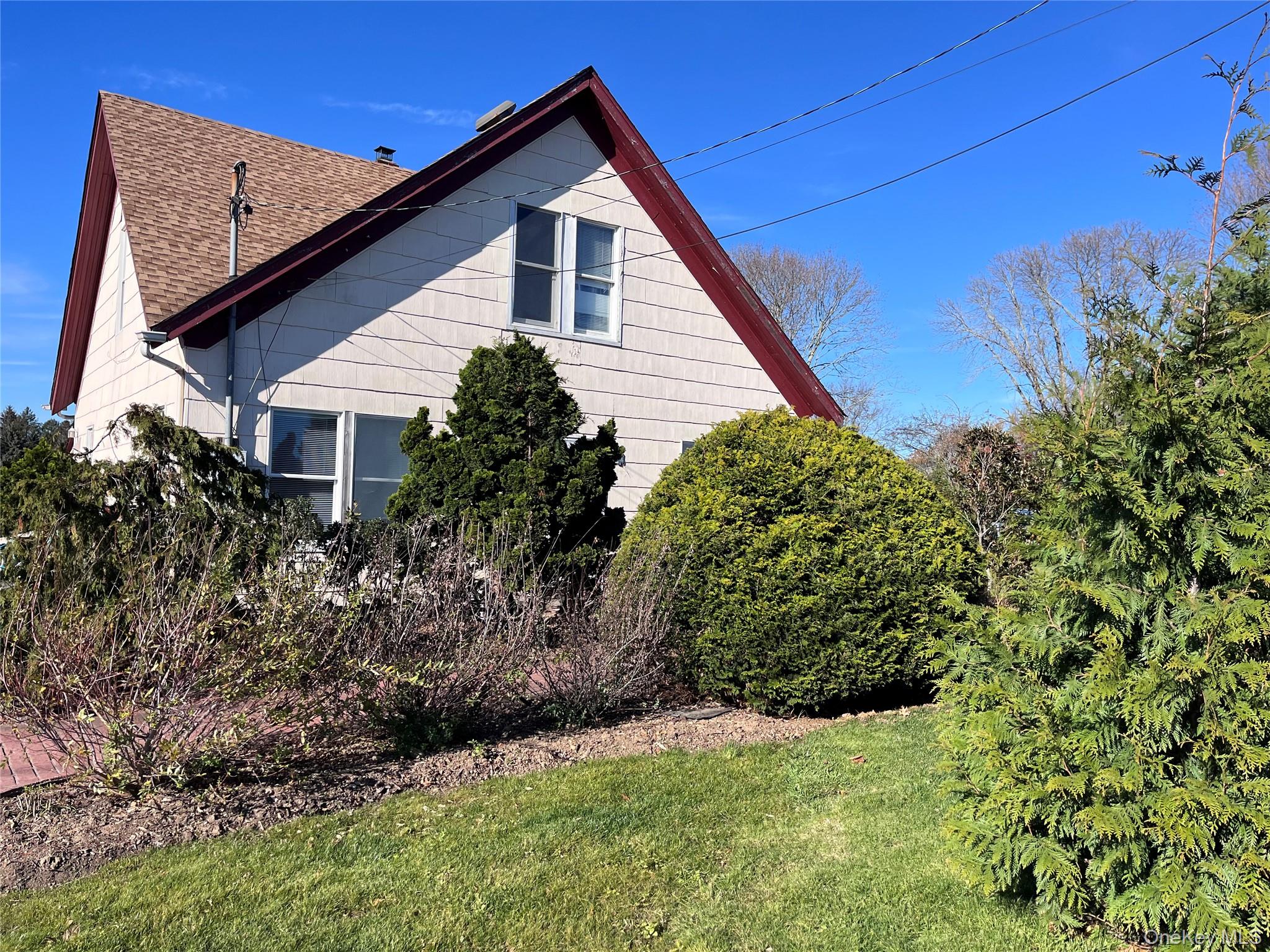 #1 photo, 17525 County Road 48, Cutchogue , NY 11935