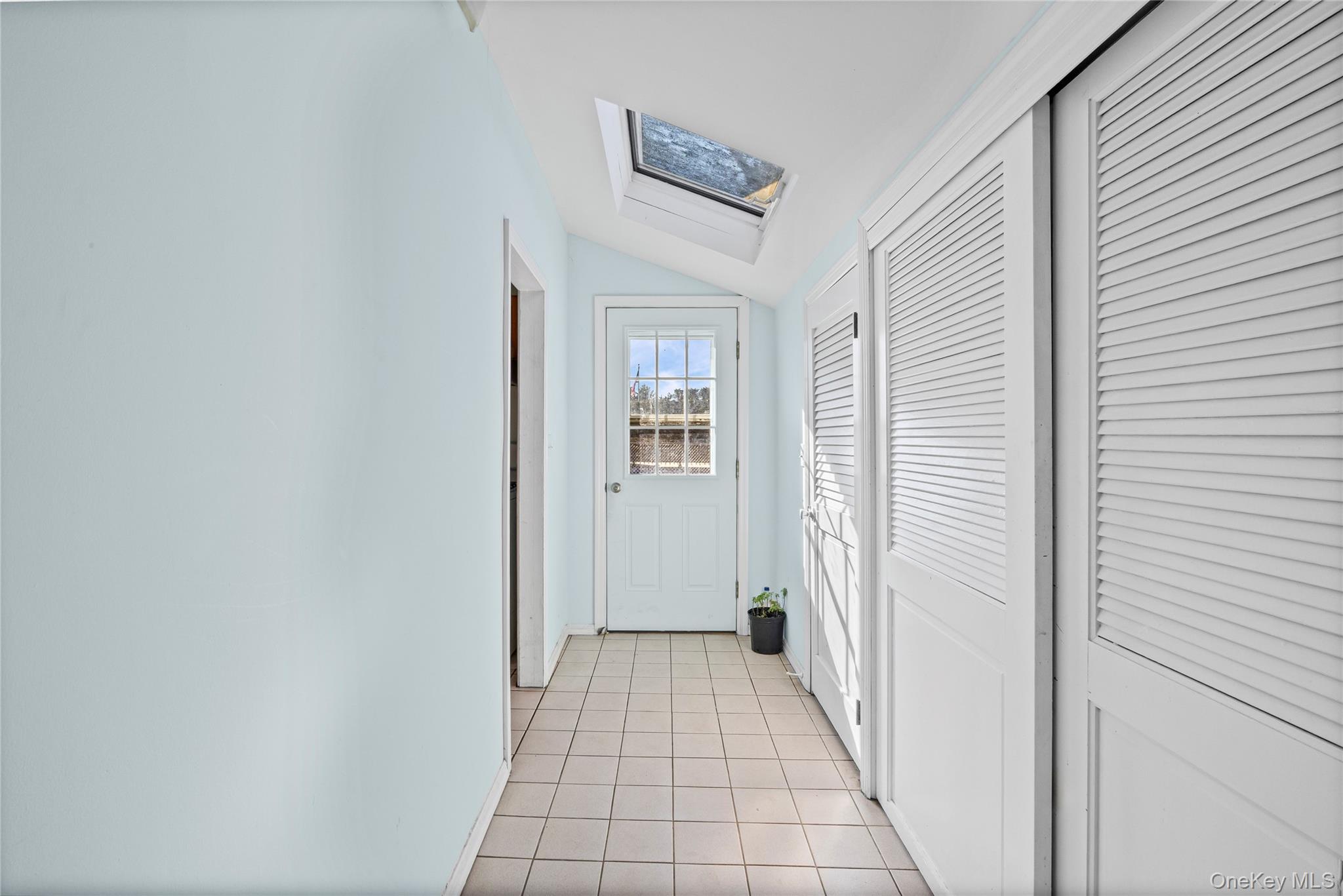 #14 photo, 17525 County Road 48, سوفولك Cutchogue , NY 11935