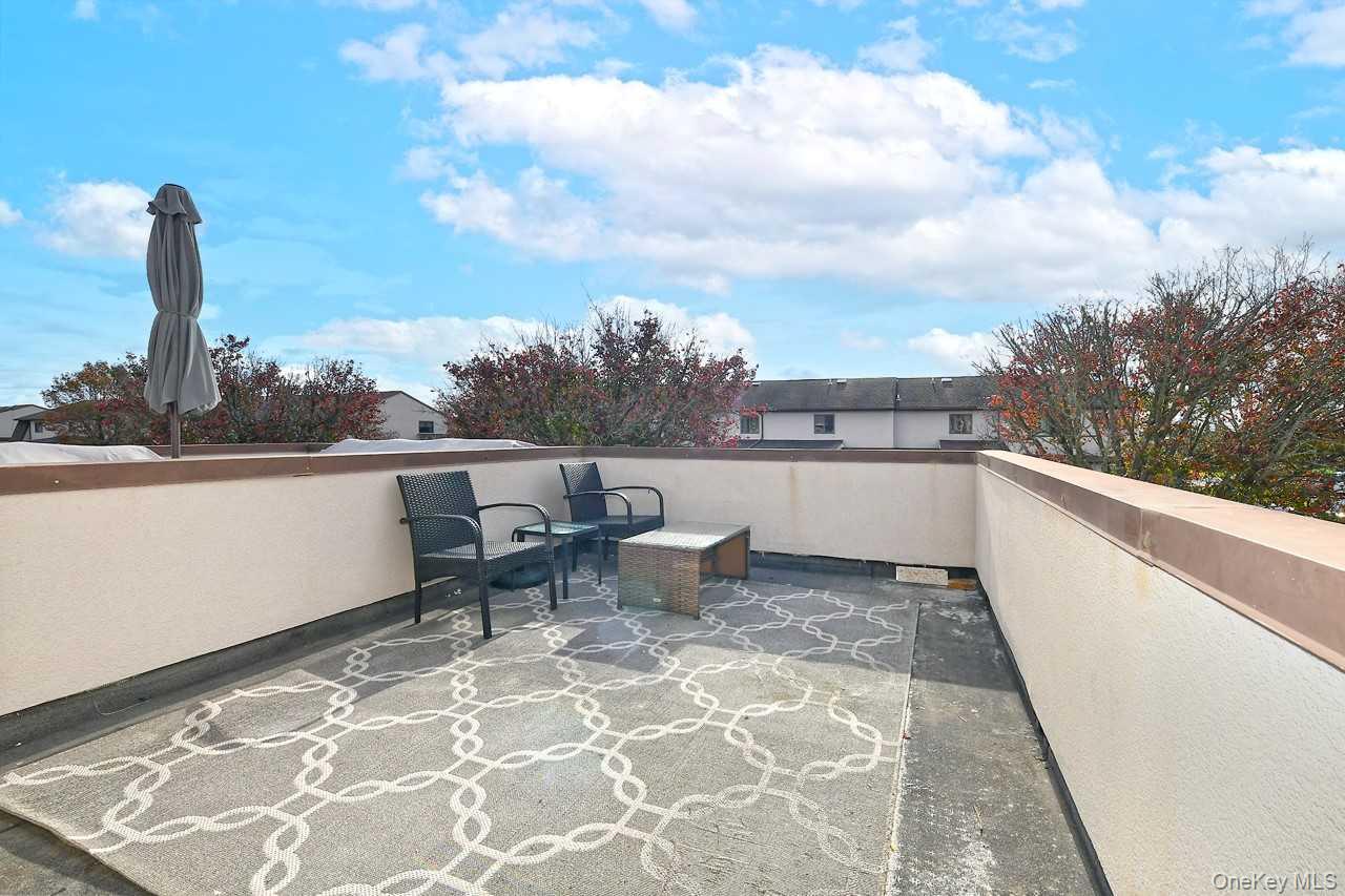 #16 photo, ONE ANCHORAGE Way, Freeport , NY 11520