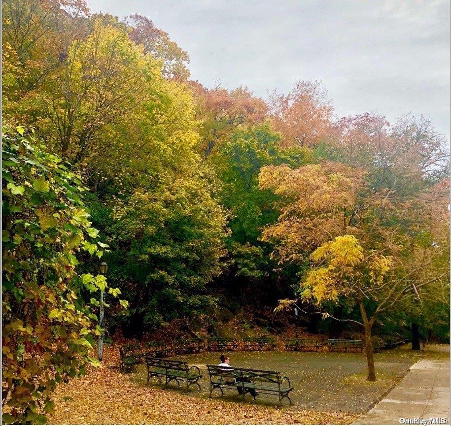 #2 photo, 225 Bennett Avenue, New York (Manhattan) , NY 10040