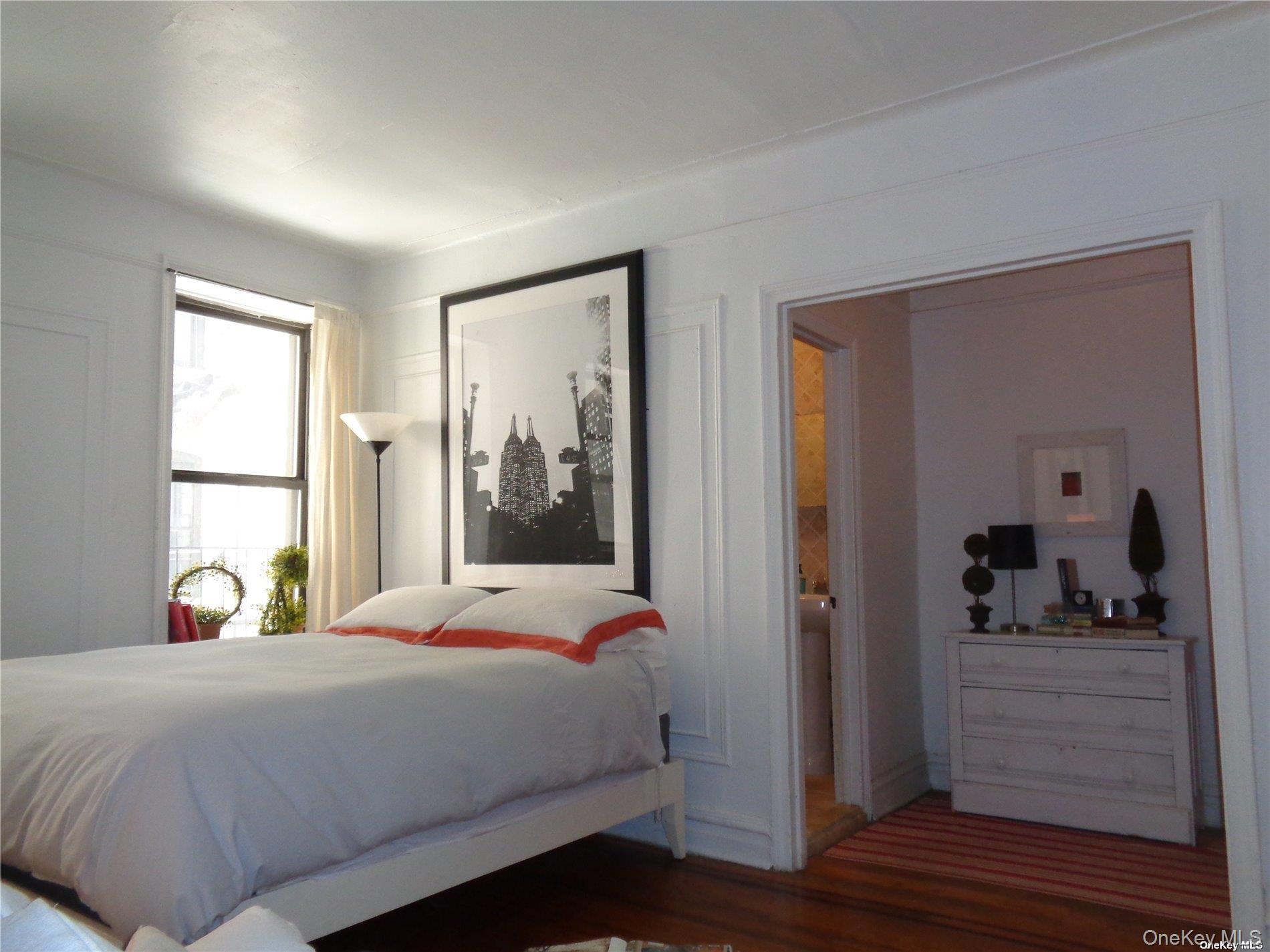 #5 photo, 225 Bennett Avenue, New York (Manhattan) , NY 10040