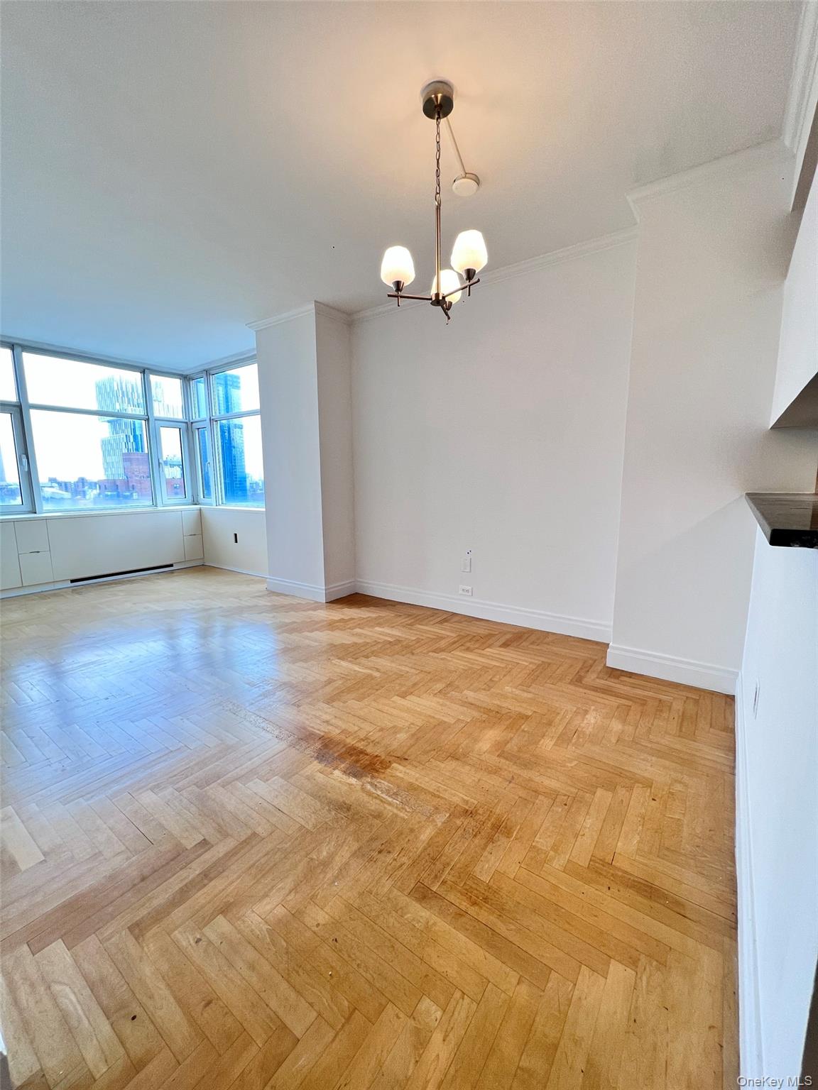 #9 photo, 404 E 76th Street, New York (Manhattan) , NY 10021