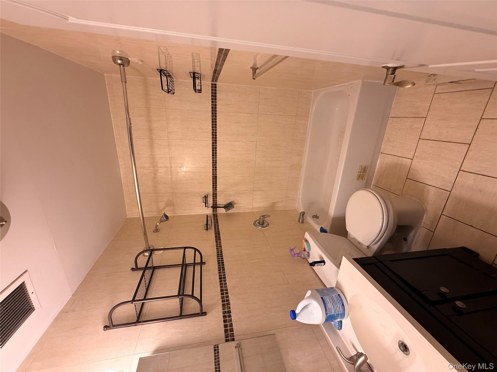 #4 photo, 14127 84th Drive, Briarwood , NY 11435