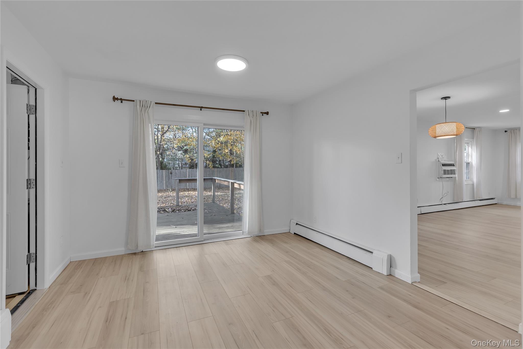 #10 photo, 4 Hillsdale Lane, サフォーク郡 Coram , NY 11727