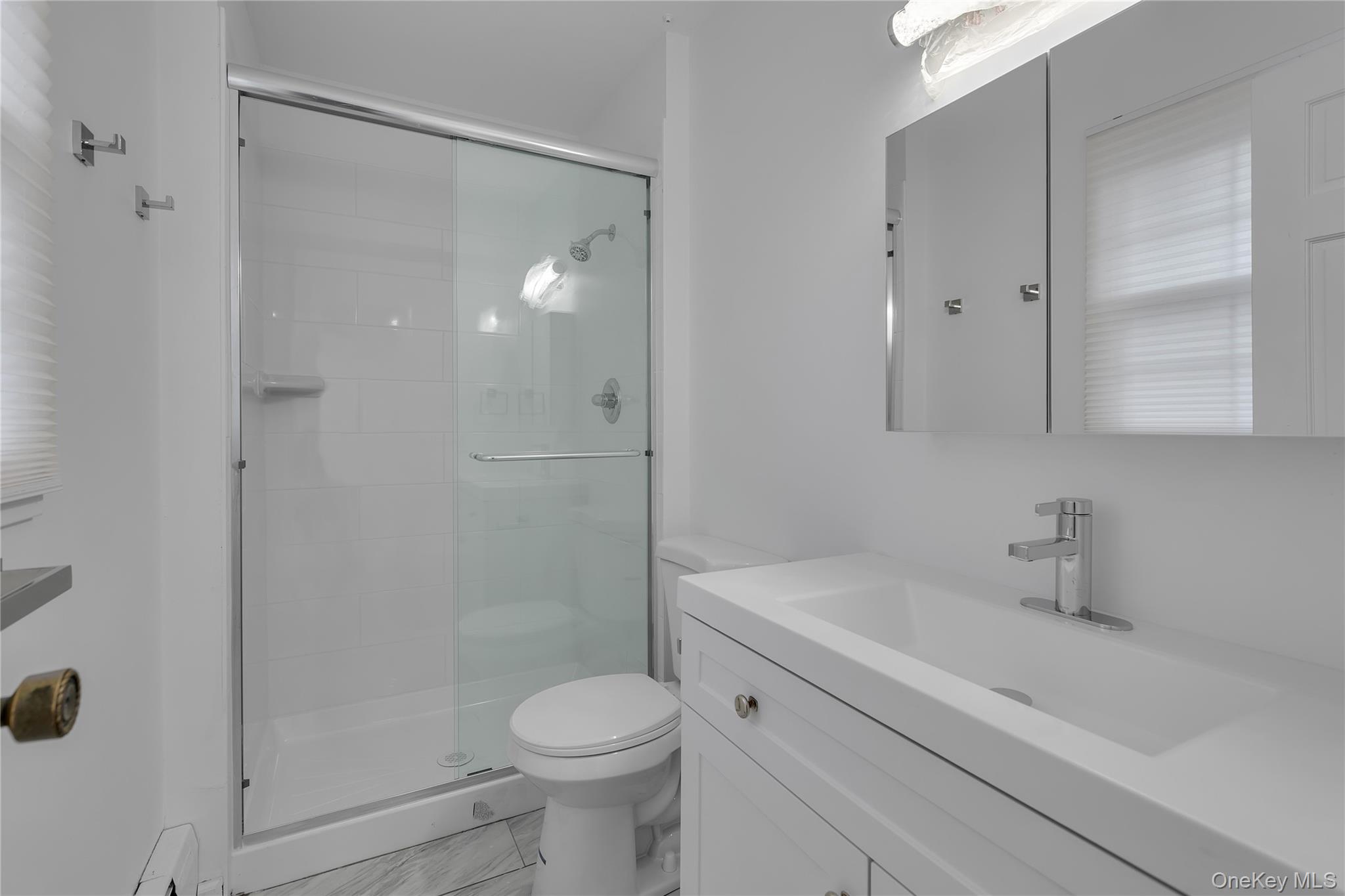 #13 photo, 4 Hillsdale Lane, サフォーク郡 Coram , NY 11727