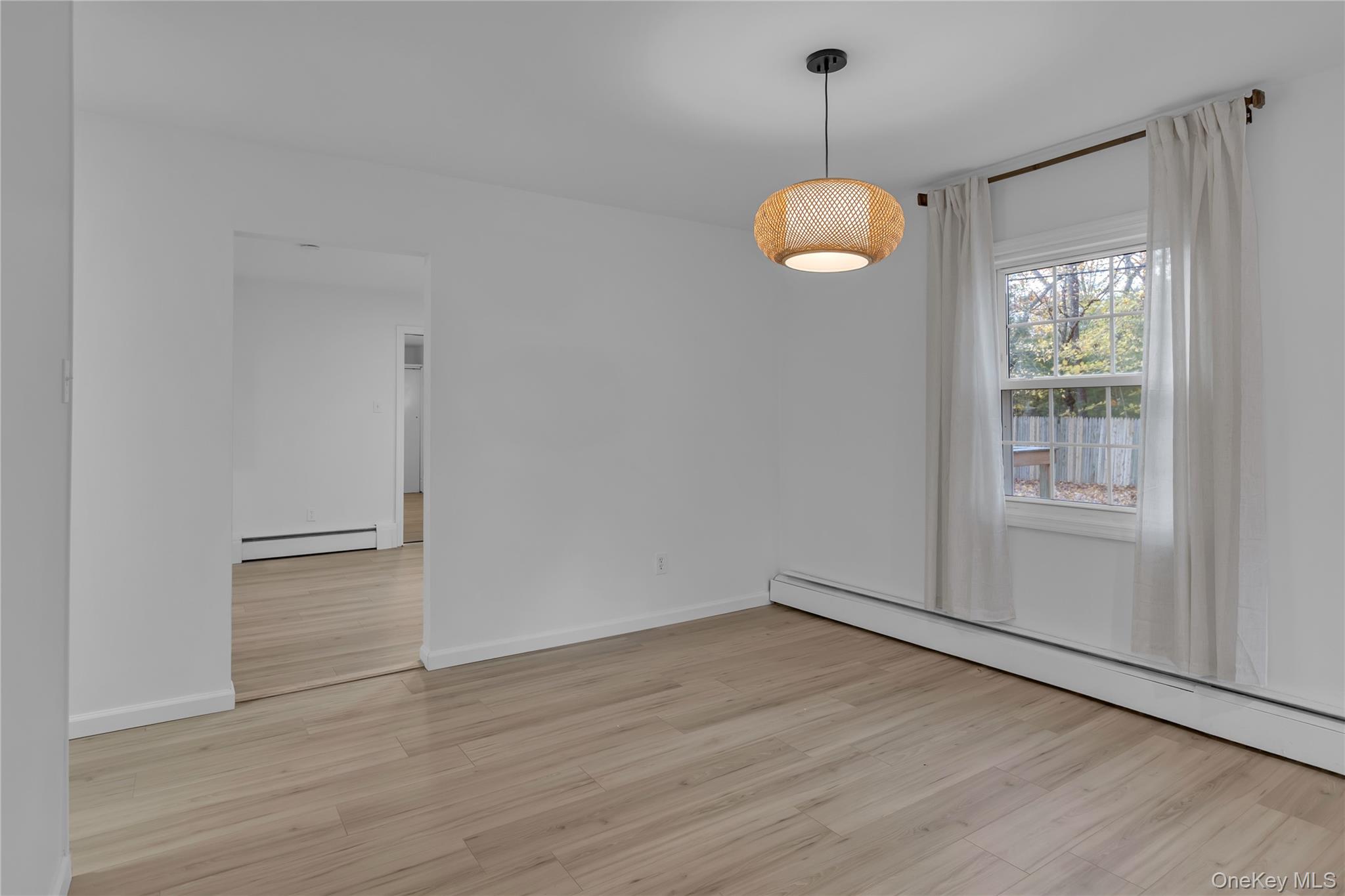 #7 photo, 4 Hillsdale Lane, サフォーク郡 Coram , NY 11727