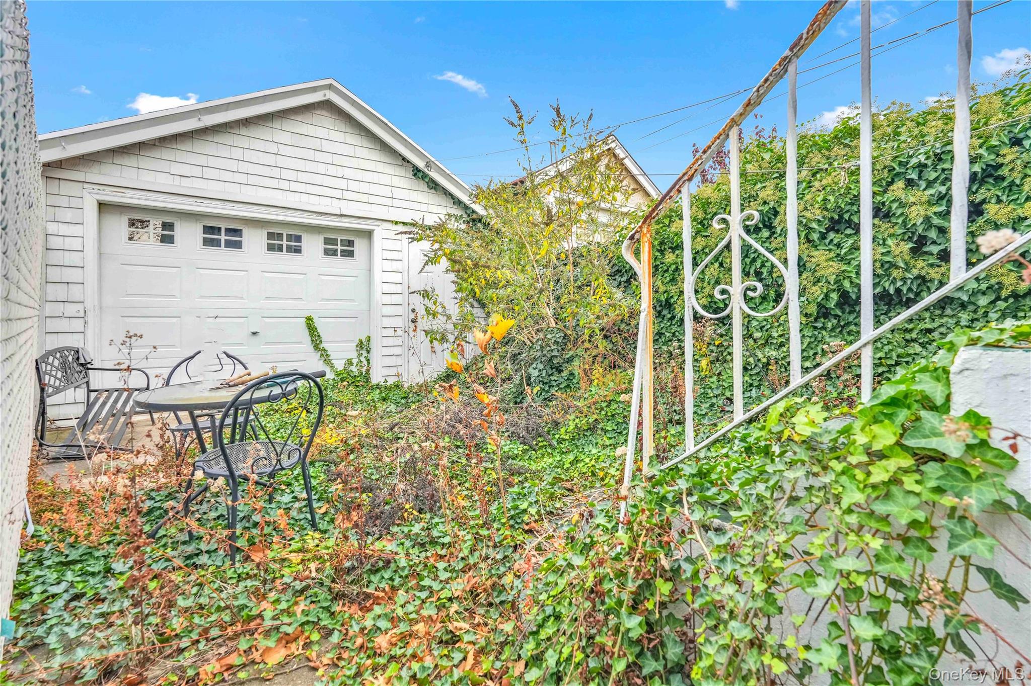 #5 photo, 62-63 60th Drive, Maspeth , NY 11378