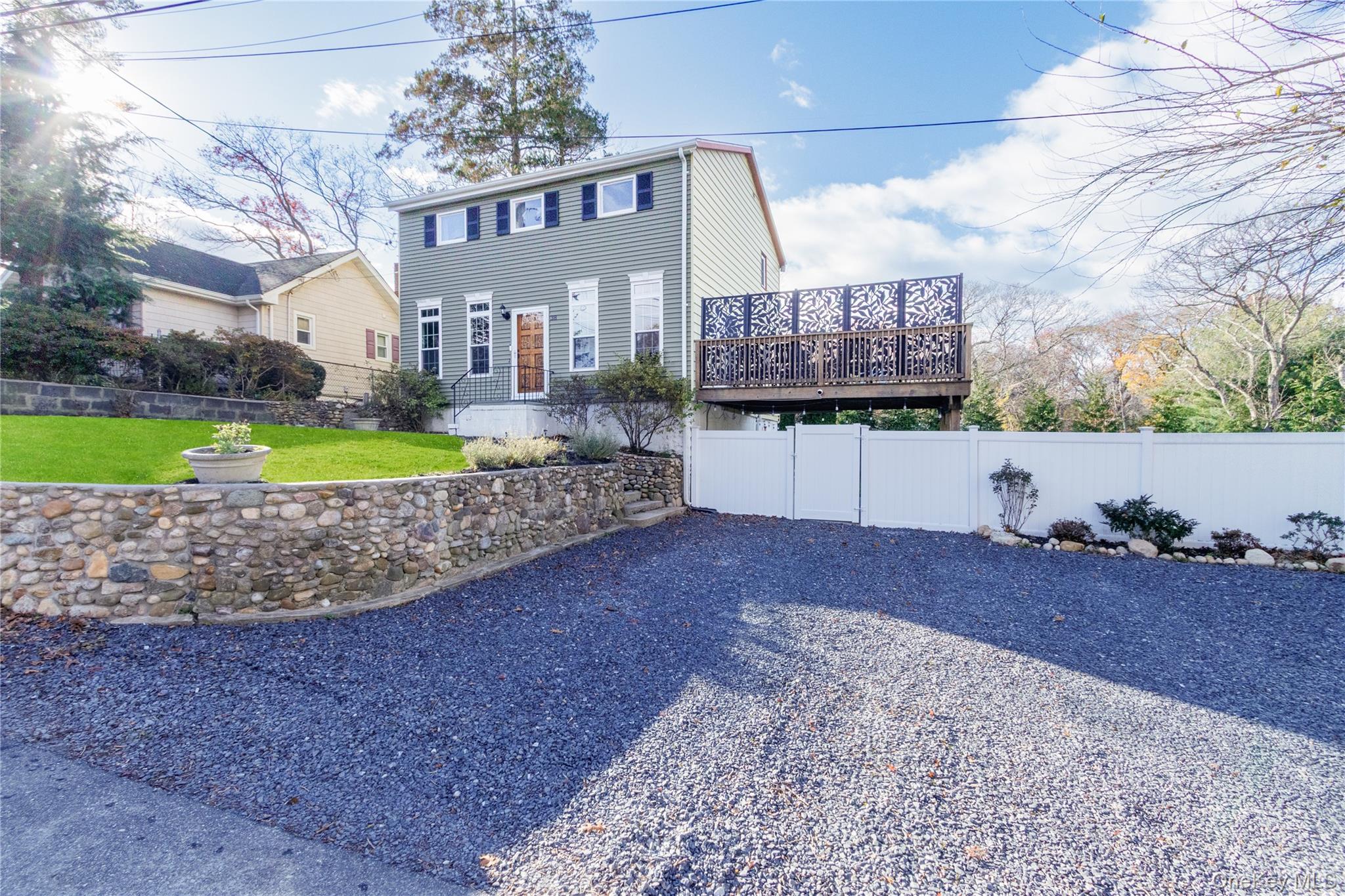 #3 photo, 38 Manhasset Road, Sound Beach , NY 11789