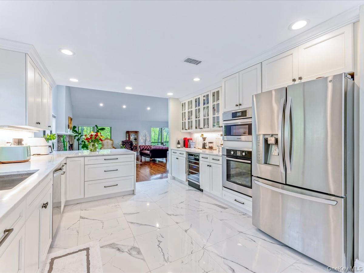 #13 photo, 54 Harvard Road, Manhasset , NY 11030