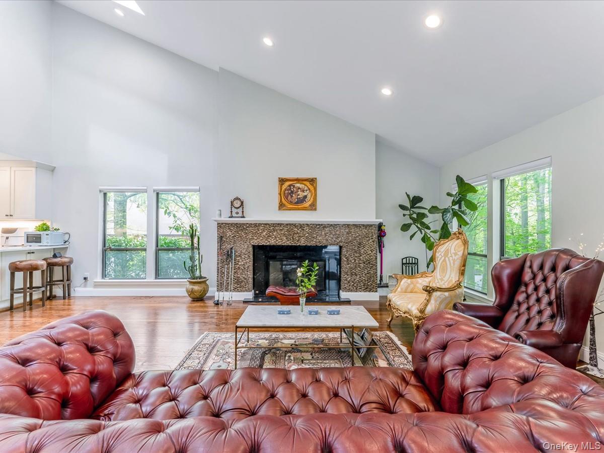 #16 photo, 54 Harvard Road, Manhasset , NY 11030