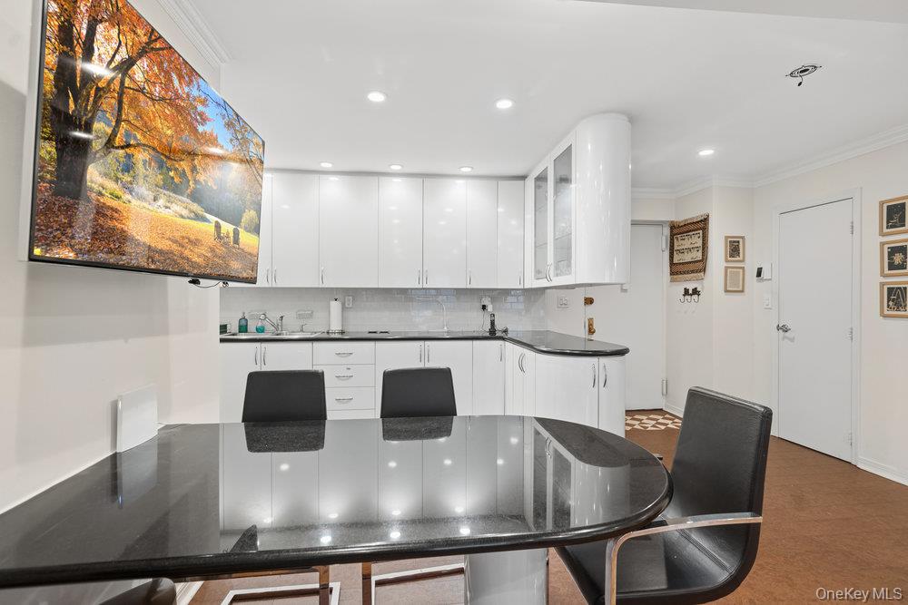 #17 photo, 30 Stoner Avenue, Great Neck , NY 11021