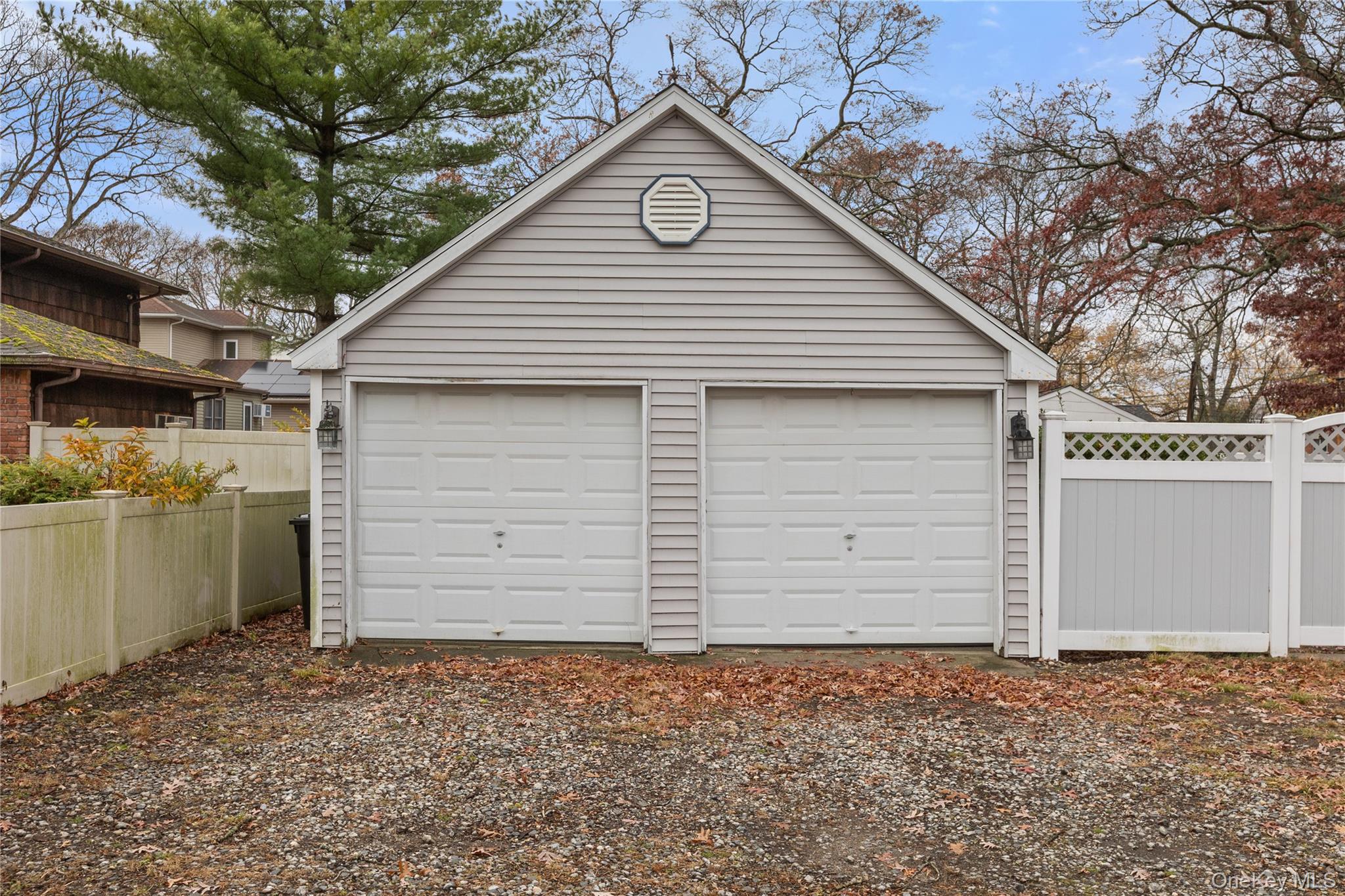 #19 photo, 6 Dunwoodie Avenue, West Islip , NY 11795