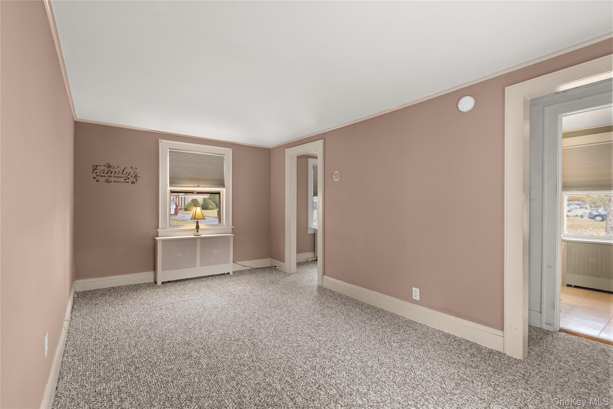 #4 photo, 6 Dunwoodie Avenue, West Islip , NY 11795