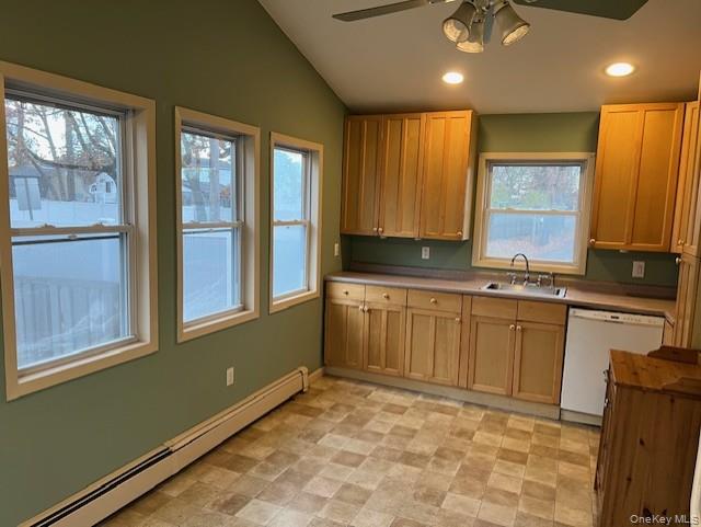 #8 photo, 6 Dunwoodie Avenue, West Islip , NY 11795